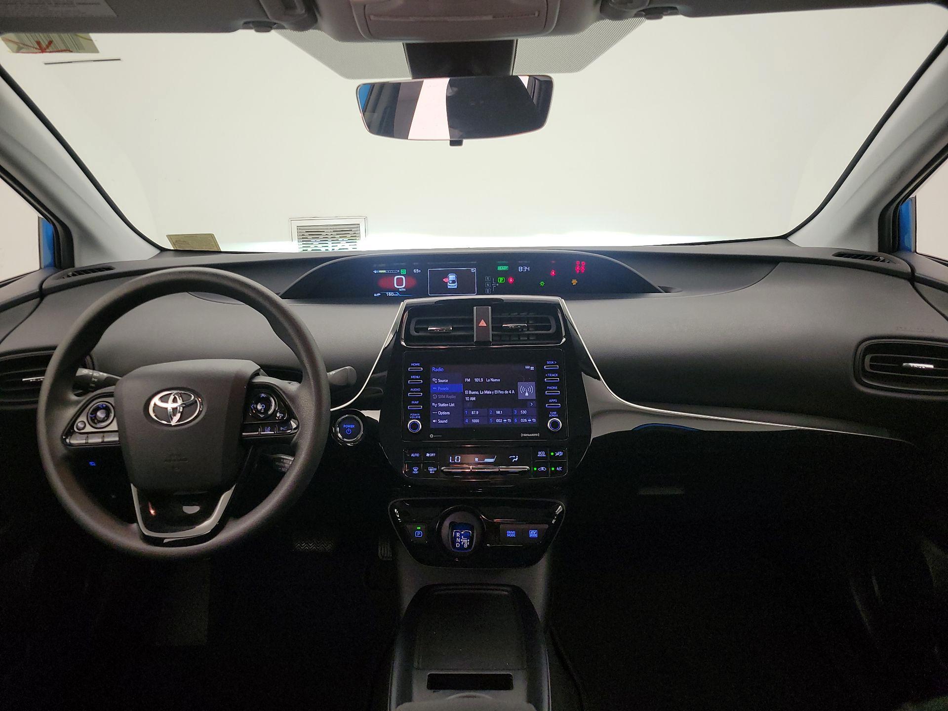Thumbnail: 2022 Toyota Prius - 9