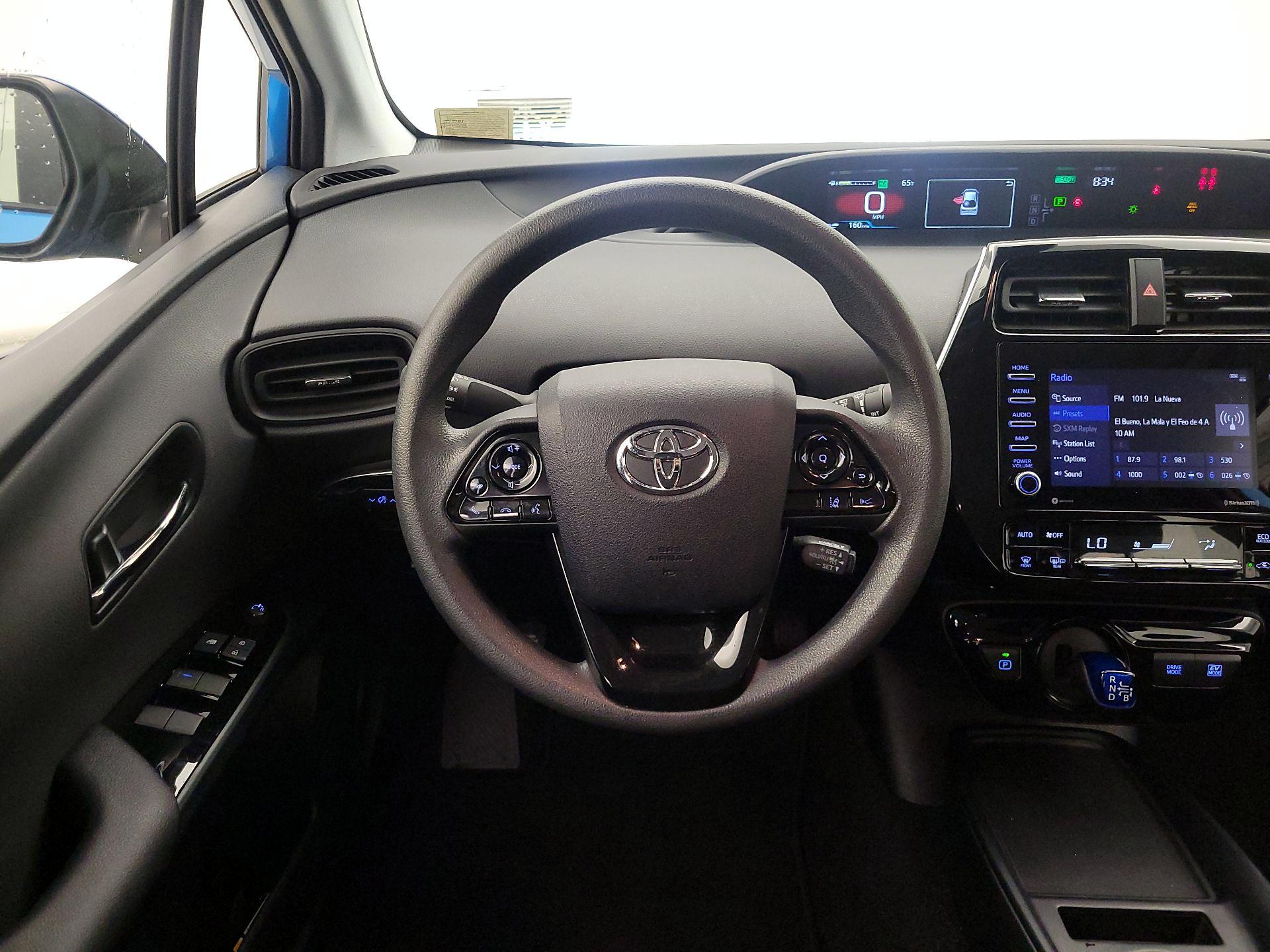 Thumbnail: 2022 Toyota Prius - 10