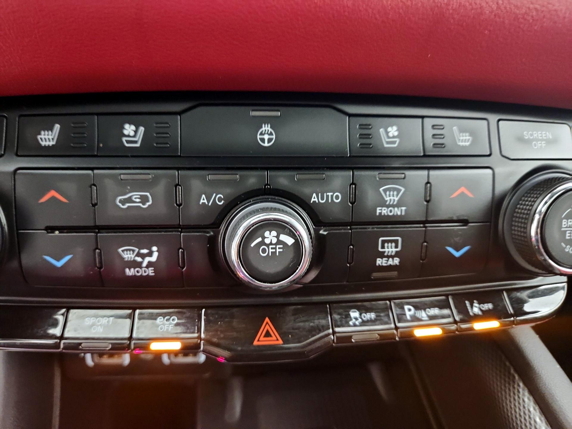 Thumbnail: 2022 Dodge Durango - 17