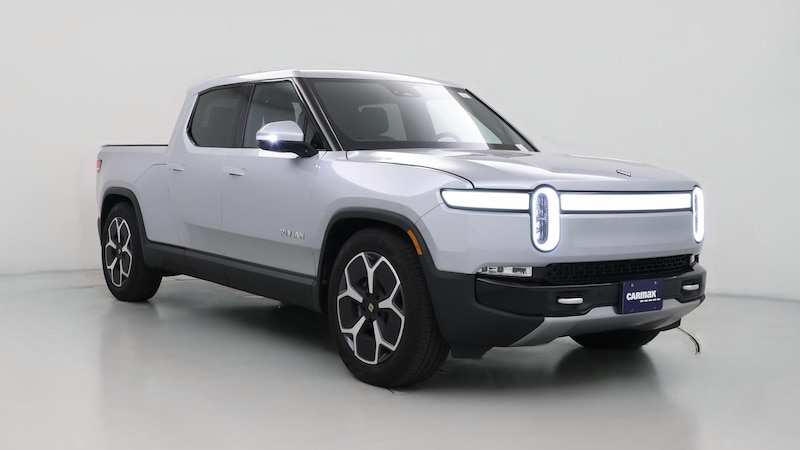 2024 Rivian R1T Adventure Hero Image