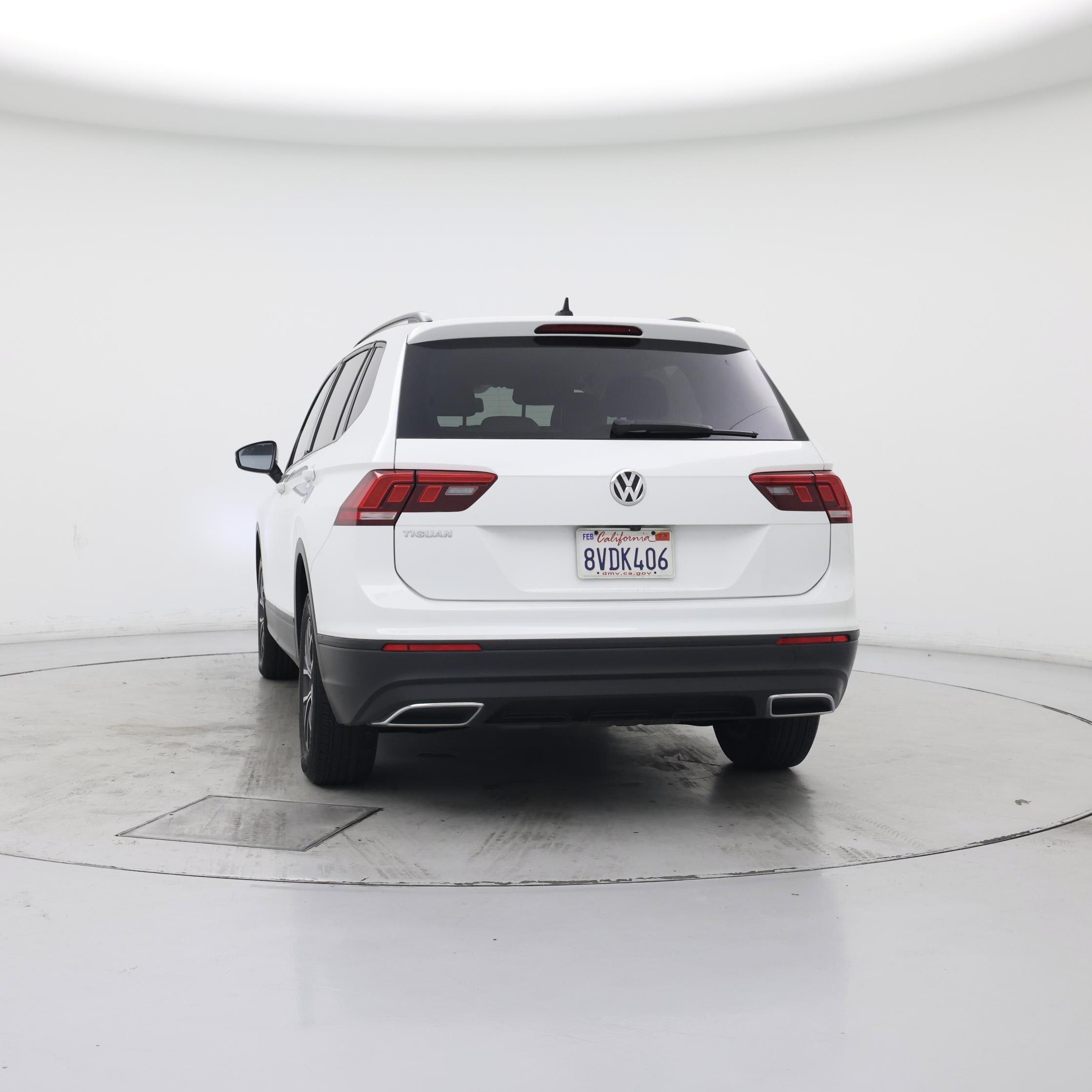 Thumbnail: 2021 Volkswagen Tiguan - 6