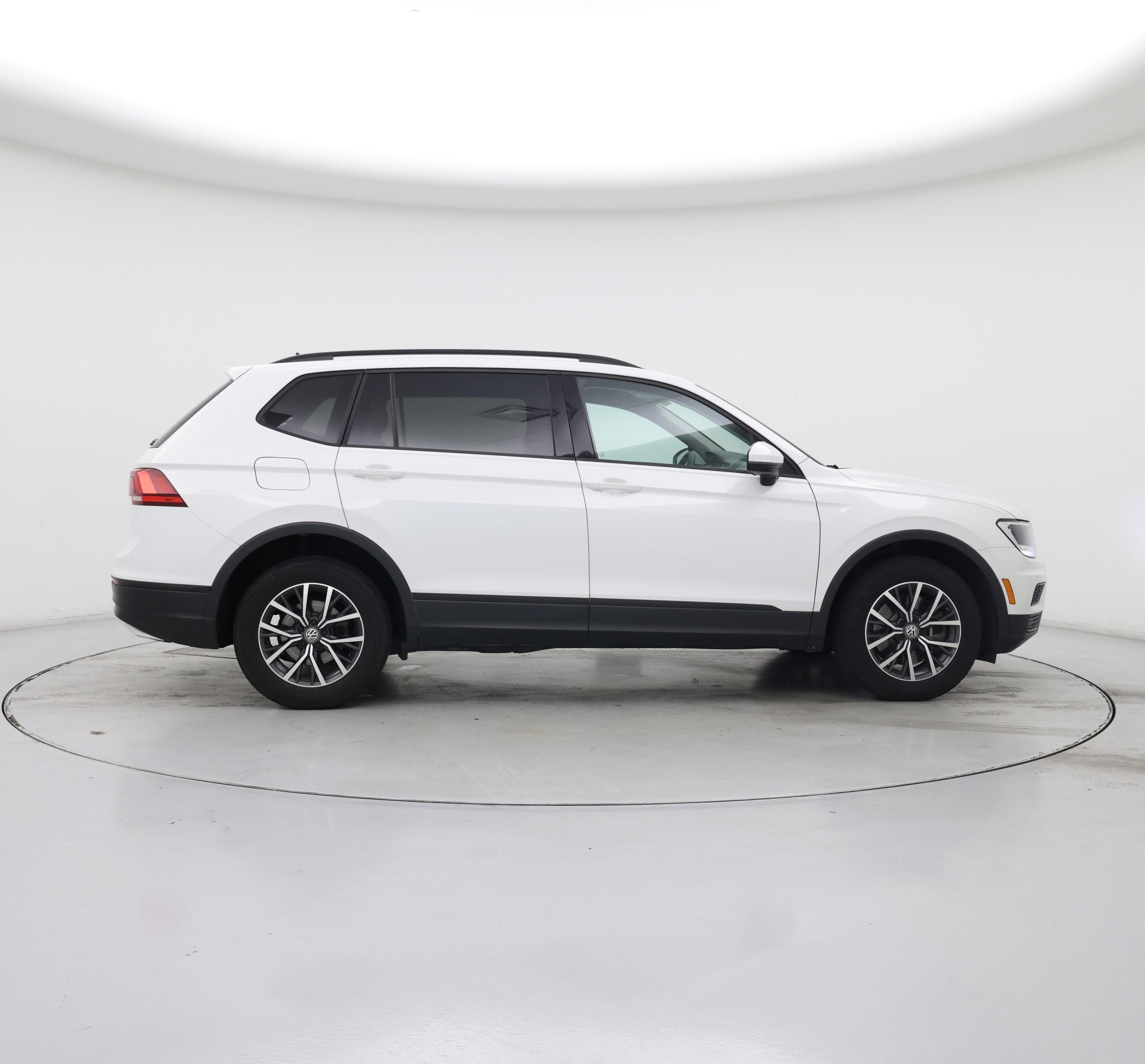 Thumbnail: 2021 Volkswagen Tiguan - 7