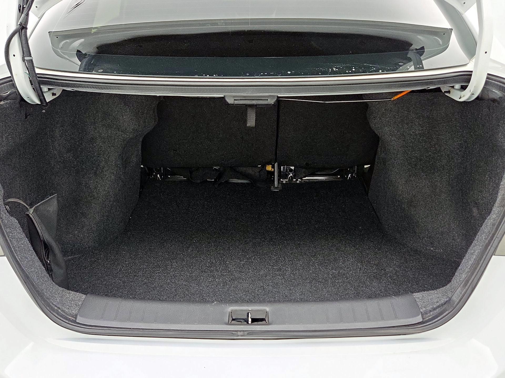 Thumbnail: 2019 Nissan Sentra - 20
