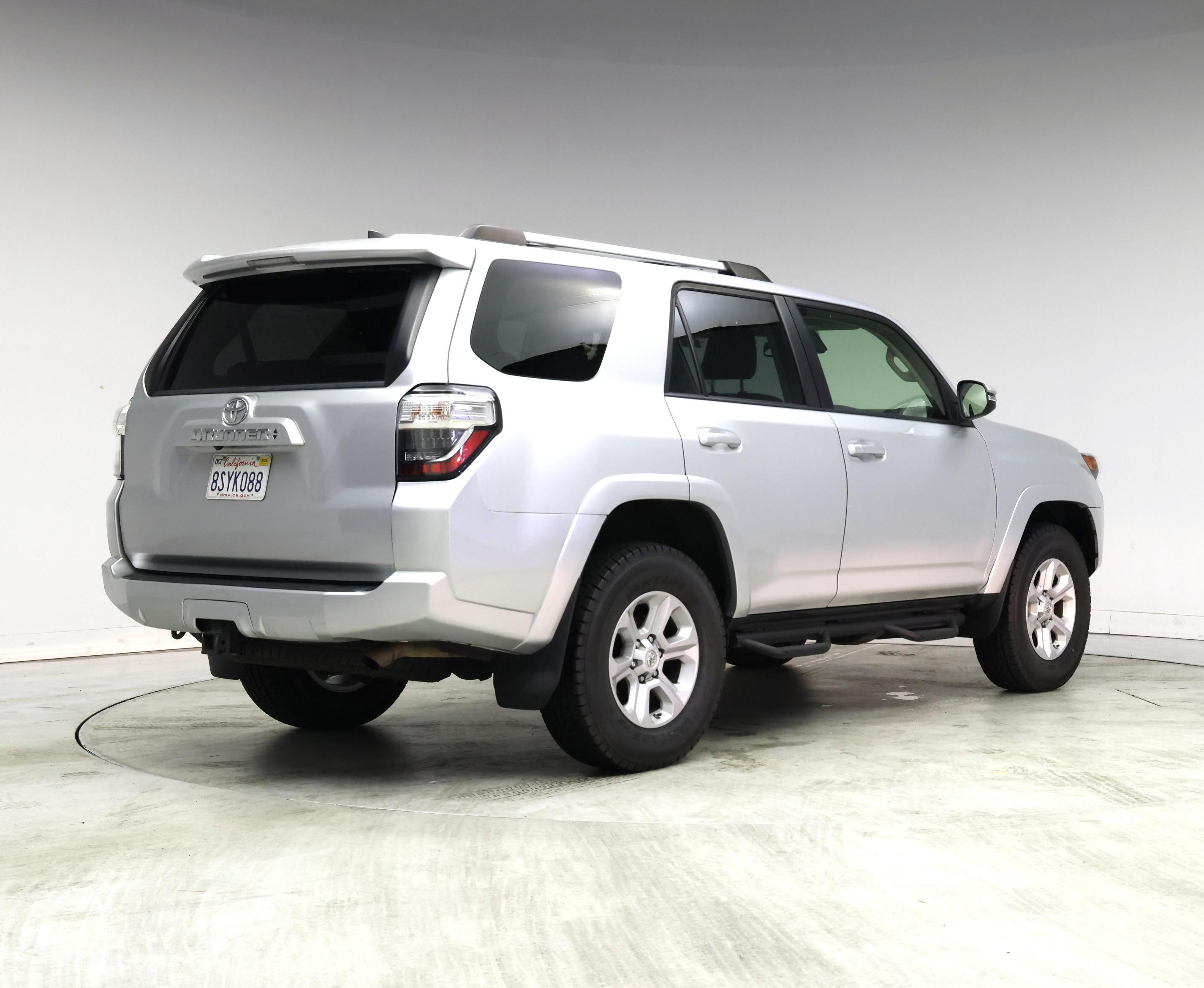 Thumbnail: 2021 Toyota 4Runner - 8