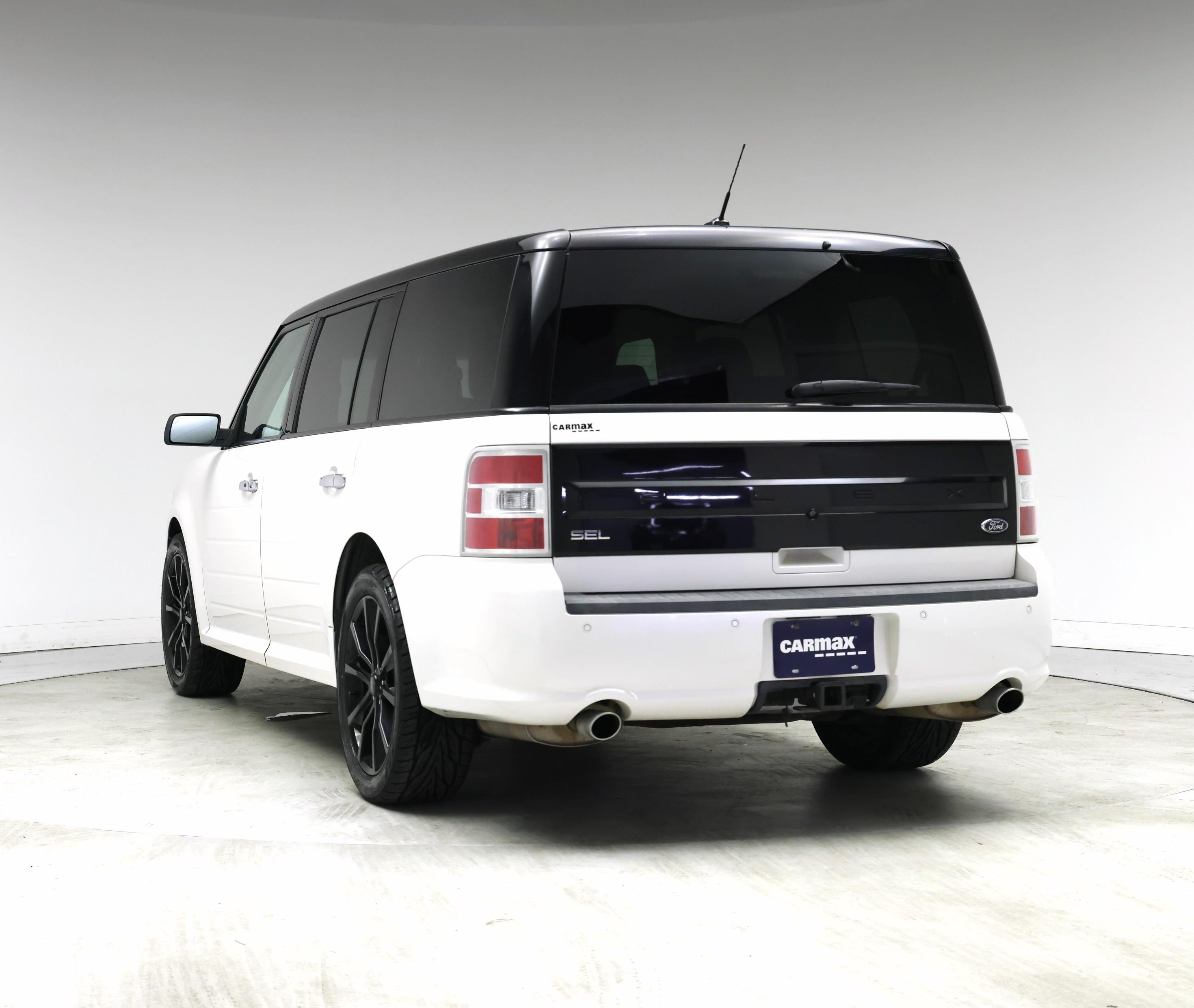 Thumbnail: 2018 Ford Flex - 2