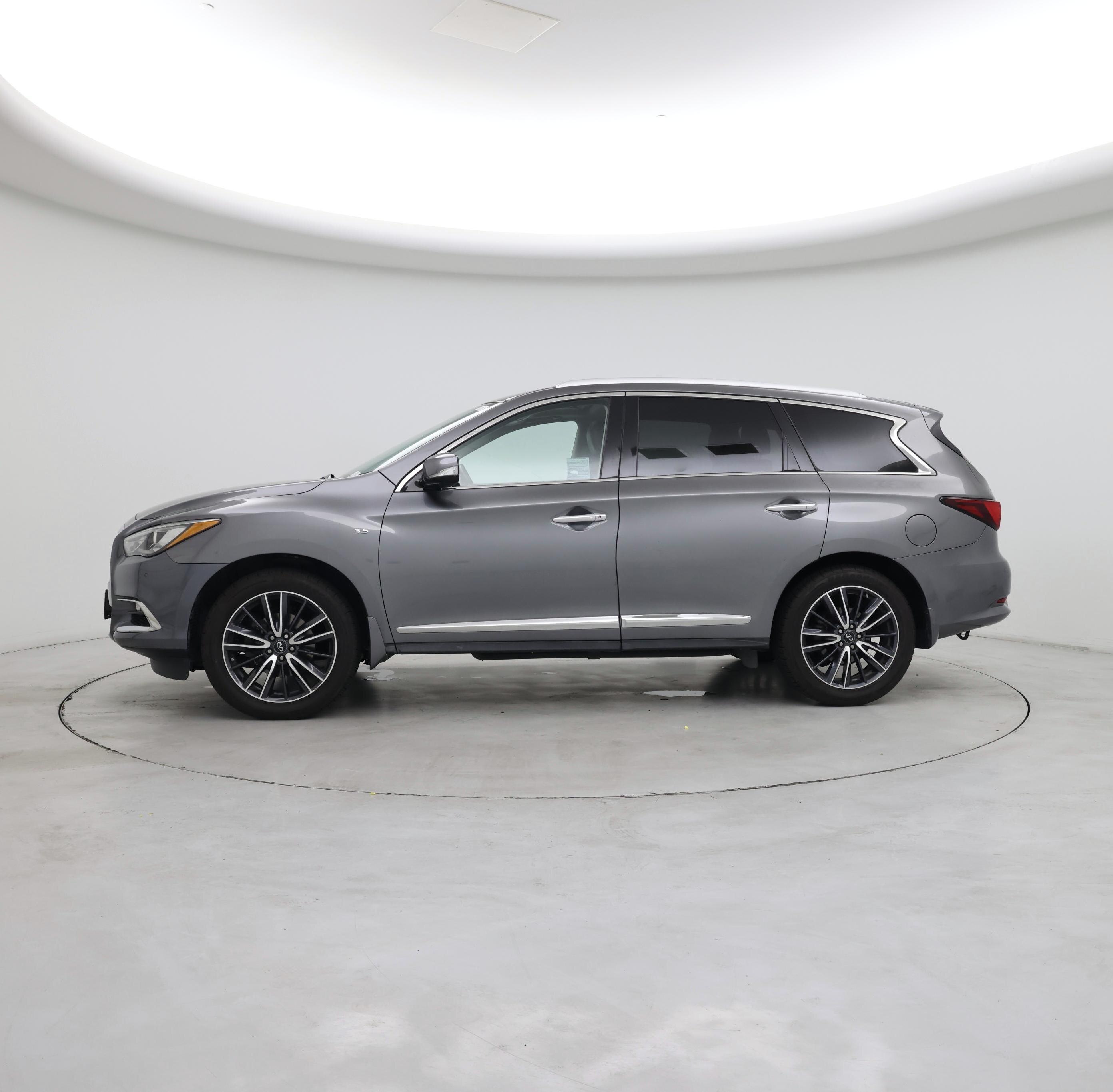 Thumbnail: 2017 INFINITI QX60 - 3