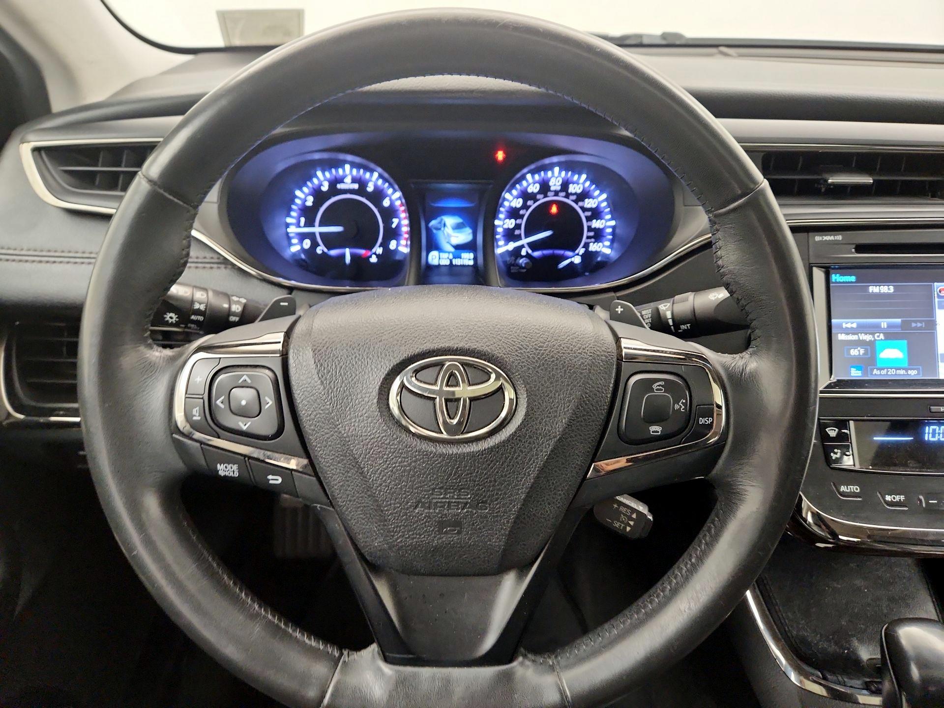 Thumbnail: 2015 Toyota Avalon - 10