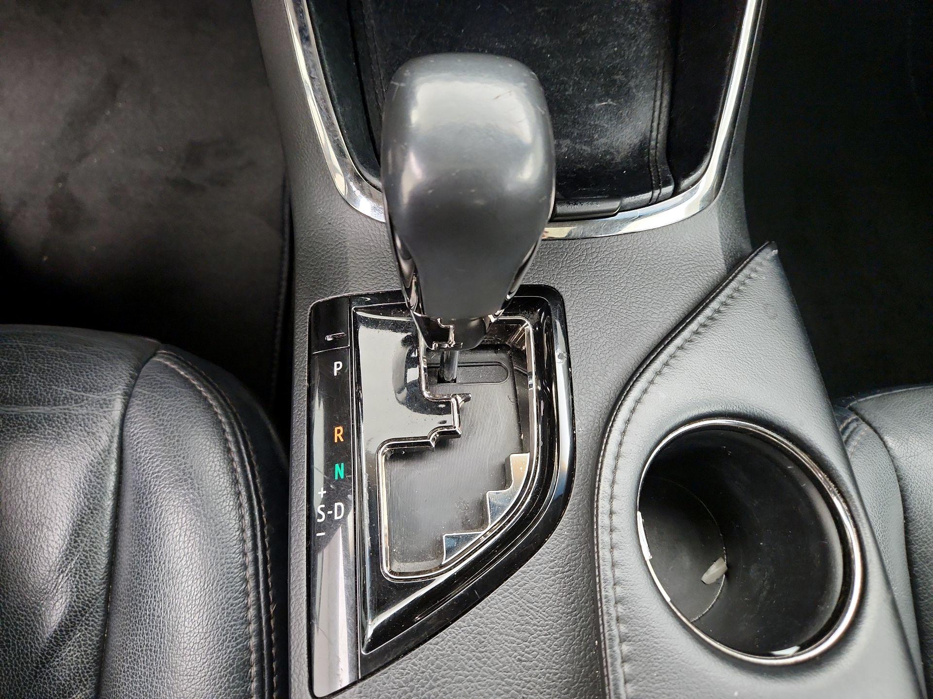 Thumbnail: 2015 Toyota Avalon - 18