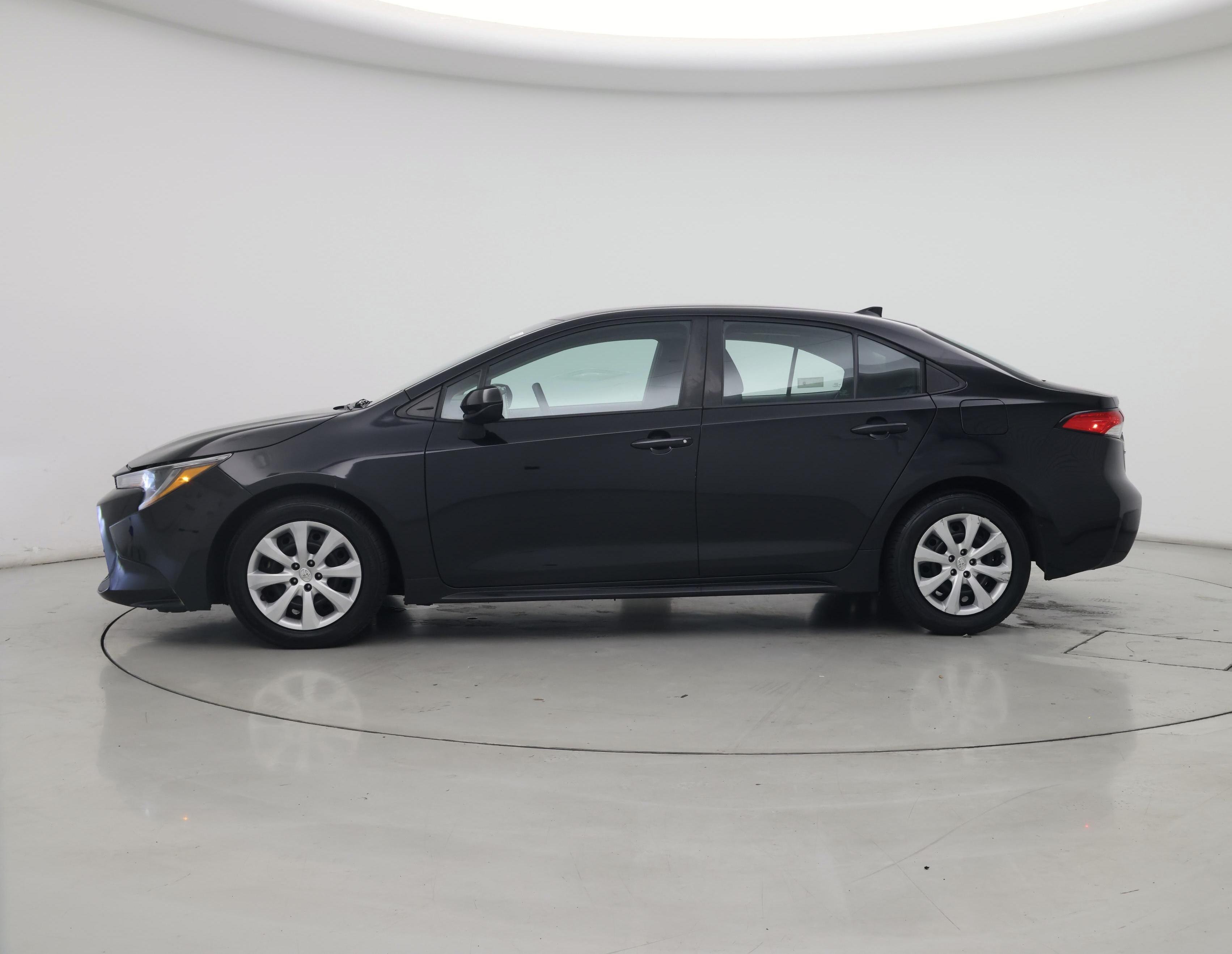 Thumbnail: 2021 Toyota Corolla - 3