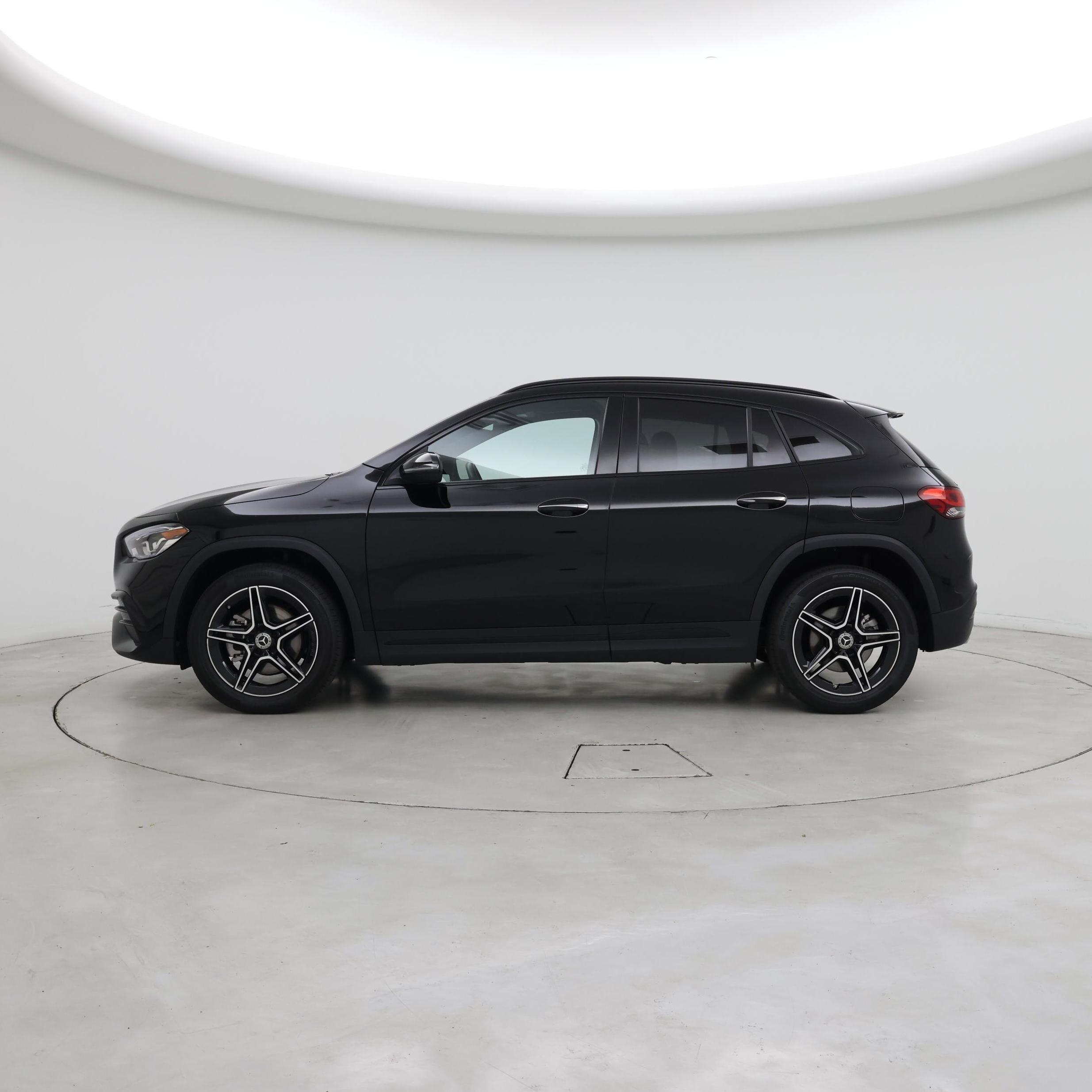 Thumbnail: 2022 Mercedes-Benz GLA - 3
