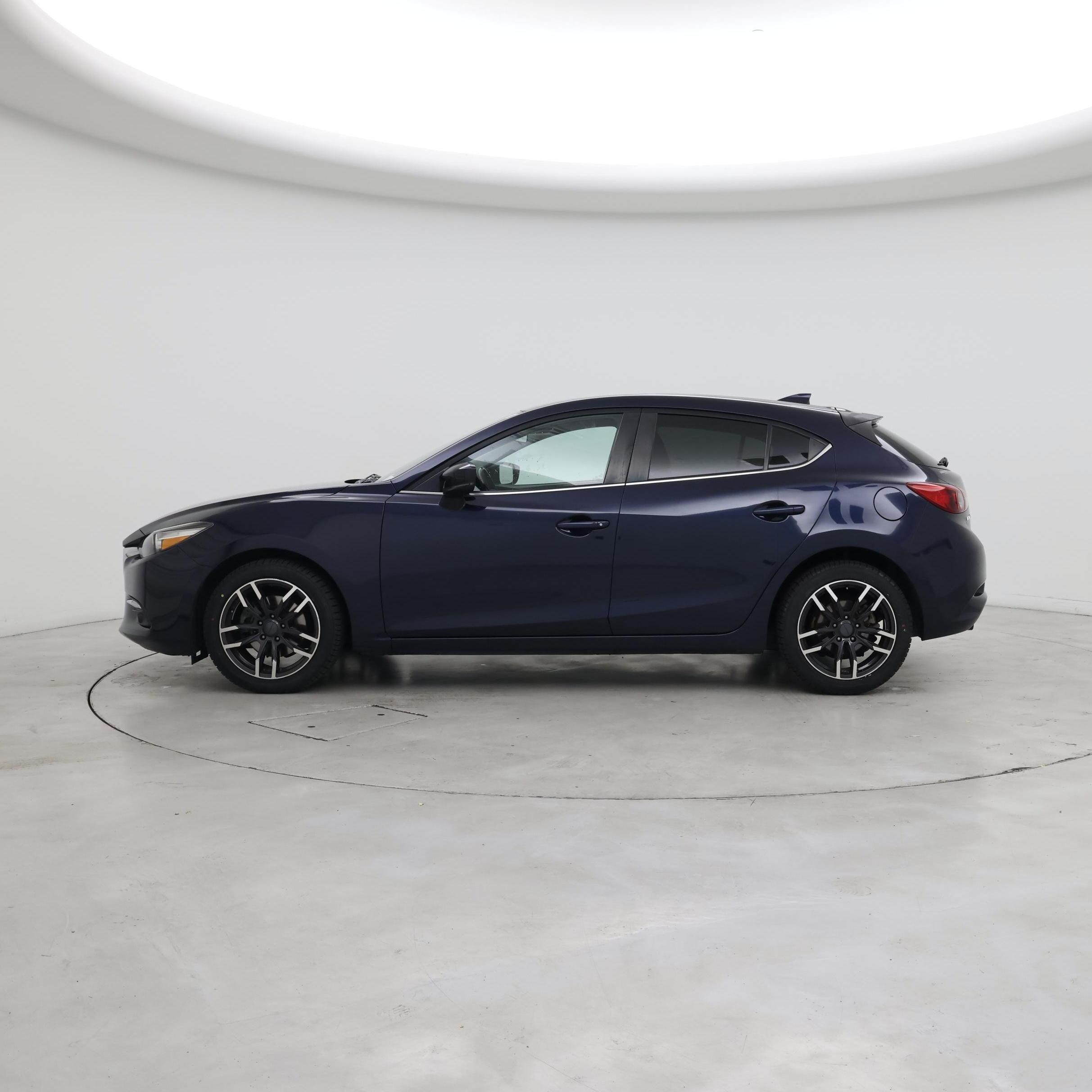 Thumbnail: 2017 Mazda Mazda3 - 3