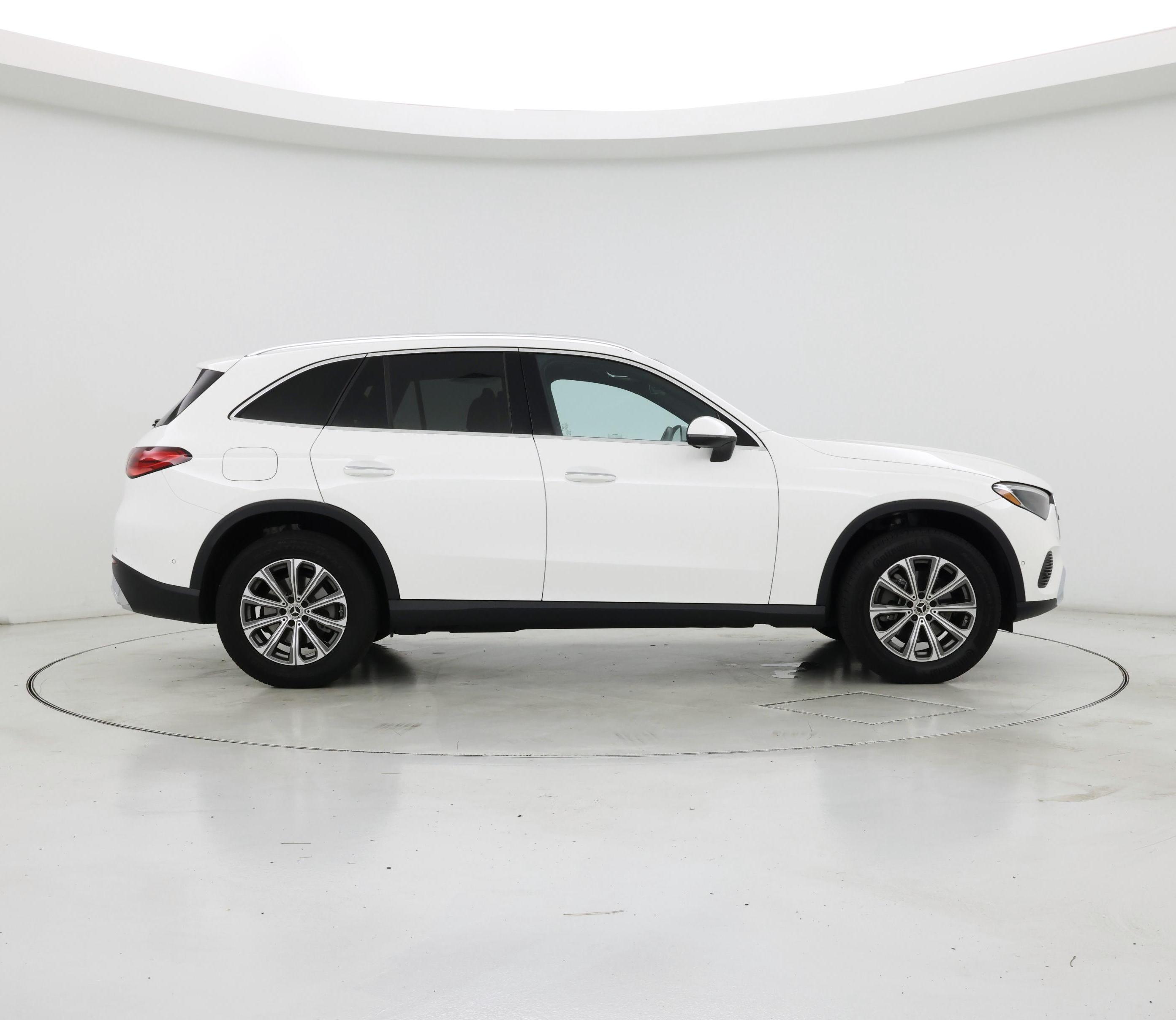 Thumbnail: 2024 Mercedes-Benz GLC - 7