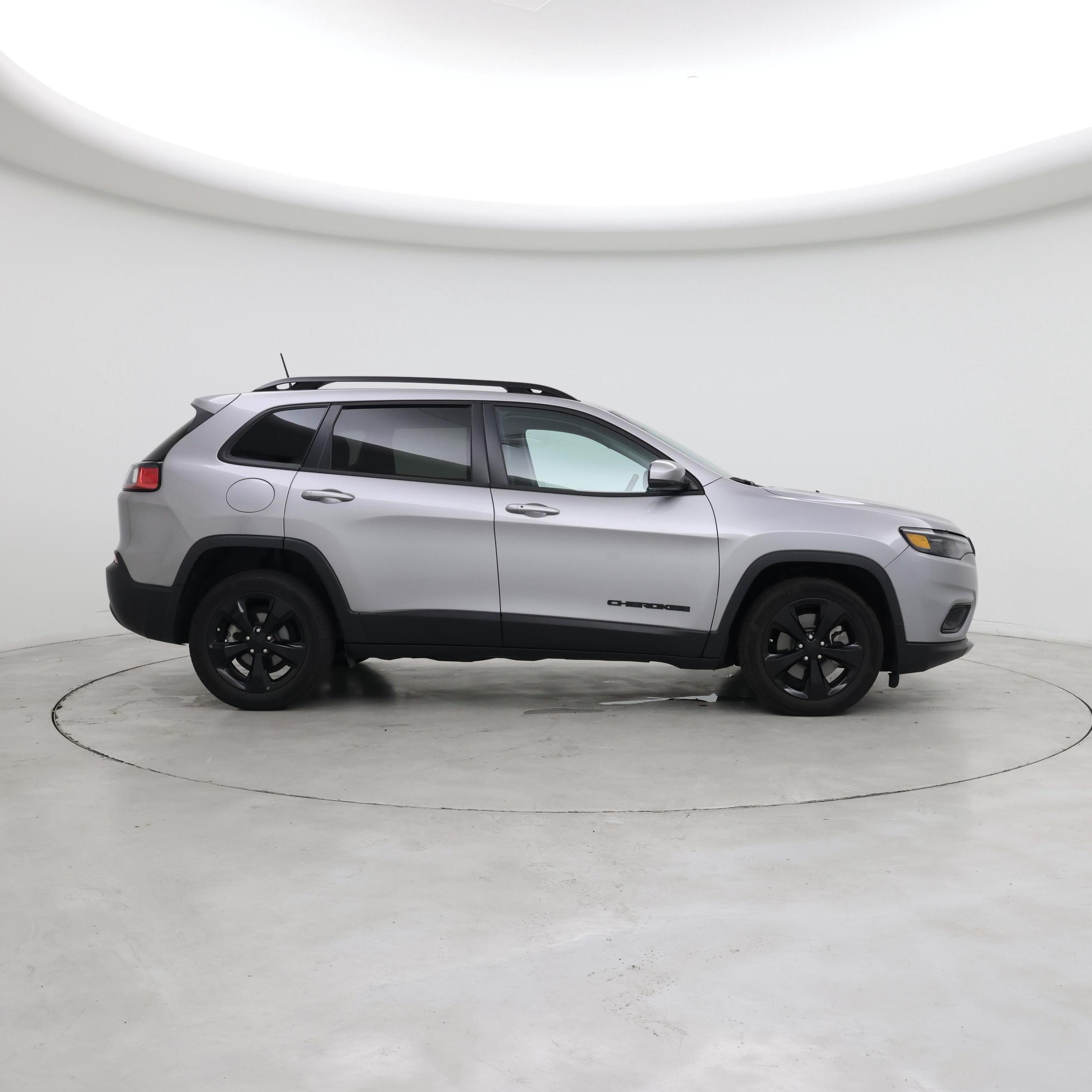 Thumbnail: 2020 Jeep Cherokee - 7