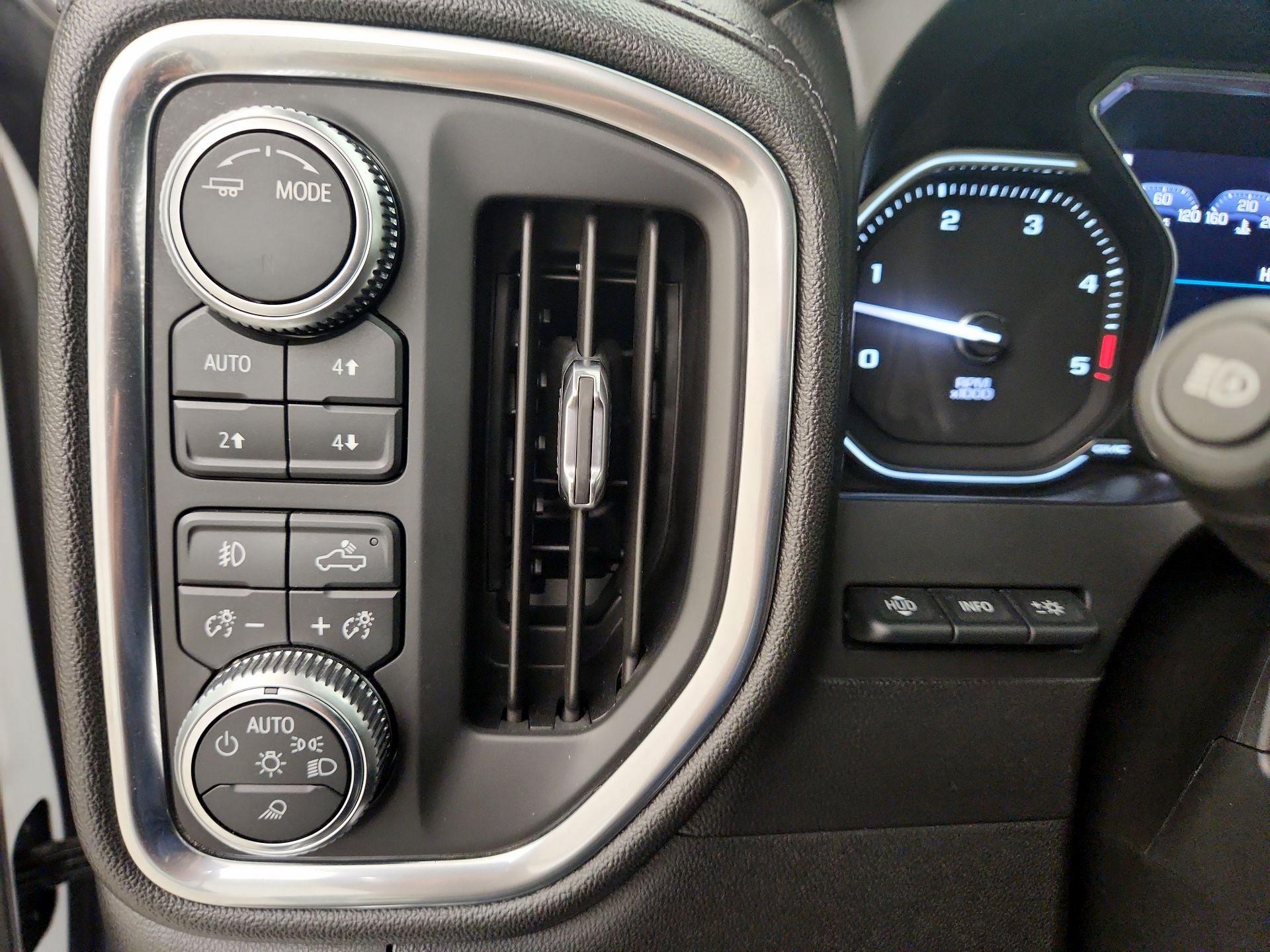 Thumbnail: 2020 GMC Sierra 3500 - 13