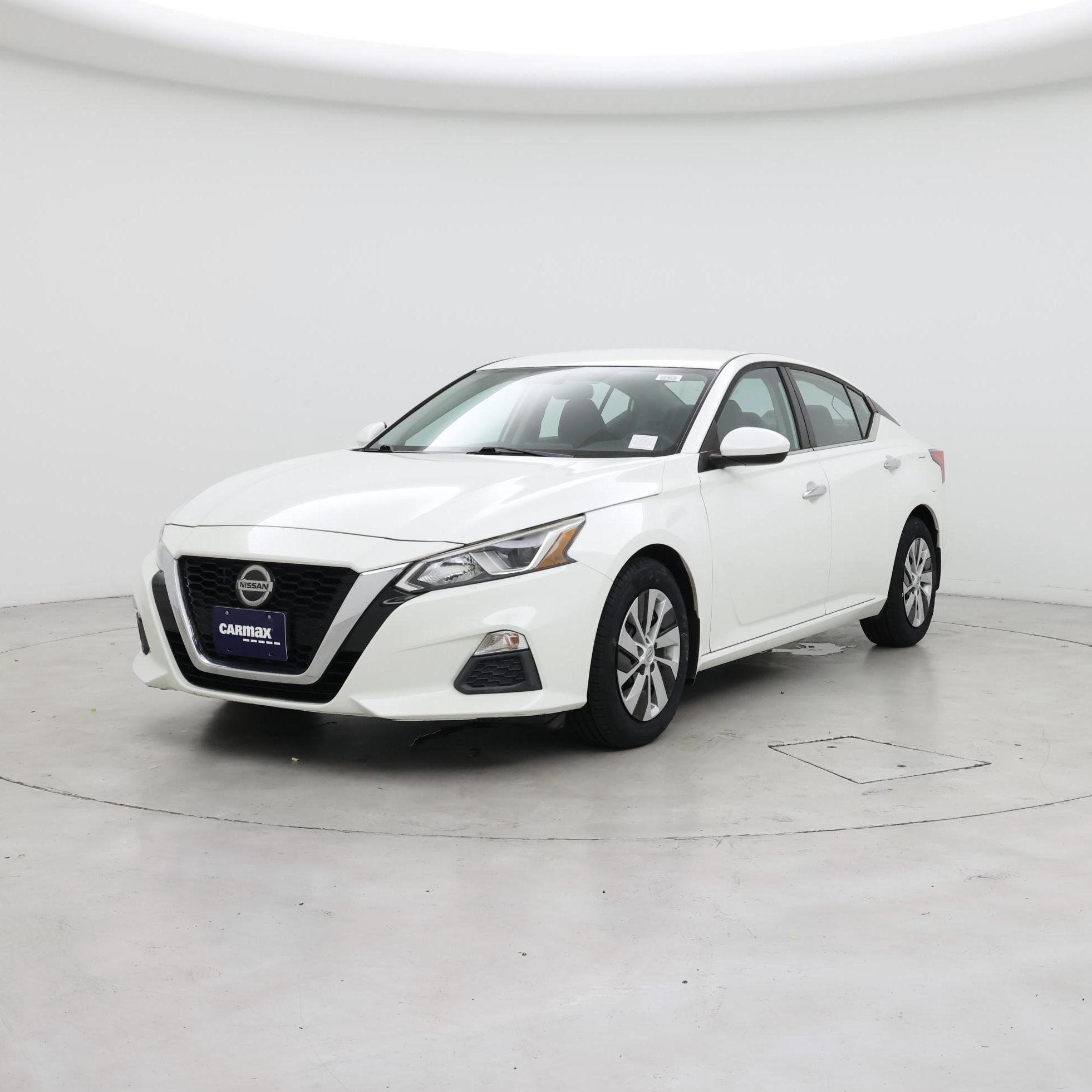 Thumbnail: 2020 Nissan Altima - 4