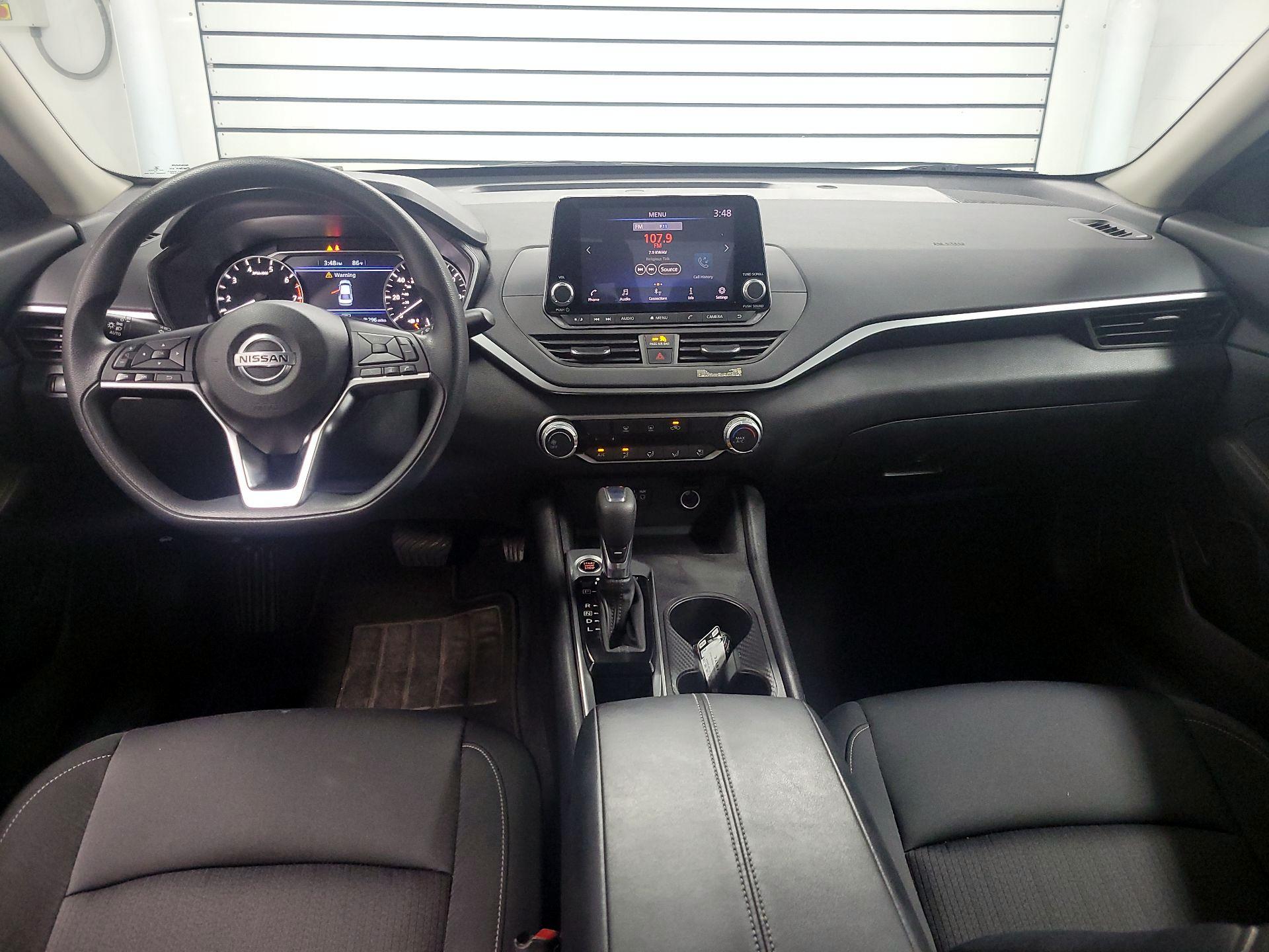 Thumbnail: 2020 Nissan Altima - 9