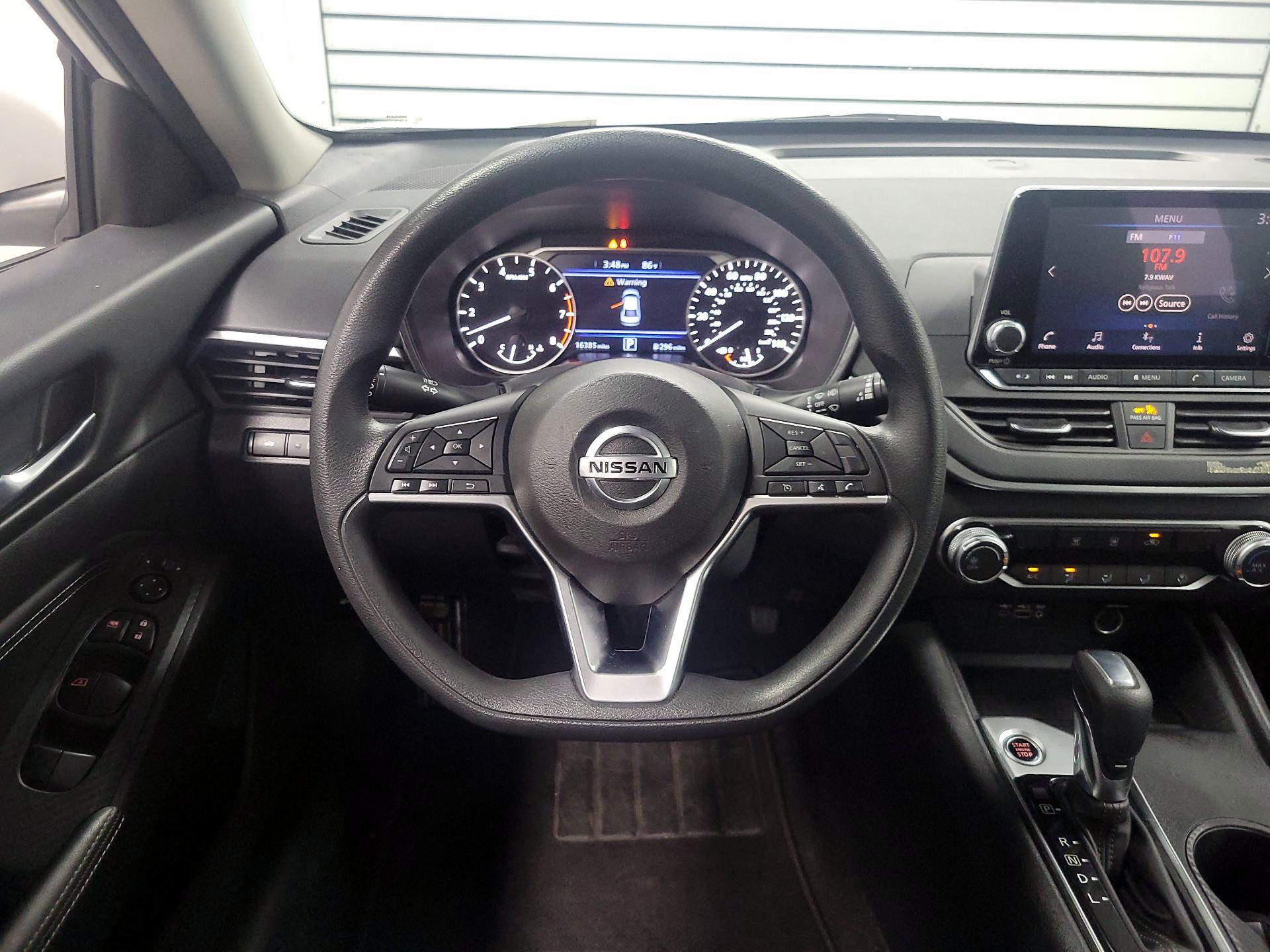 Thumbnail: 2020 Nissan Altima - 10