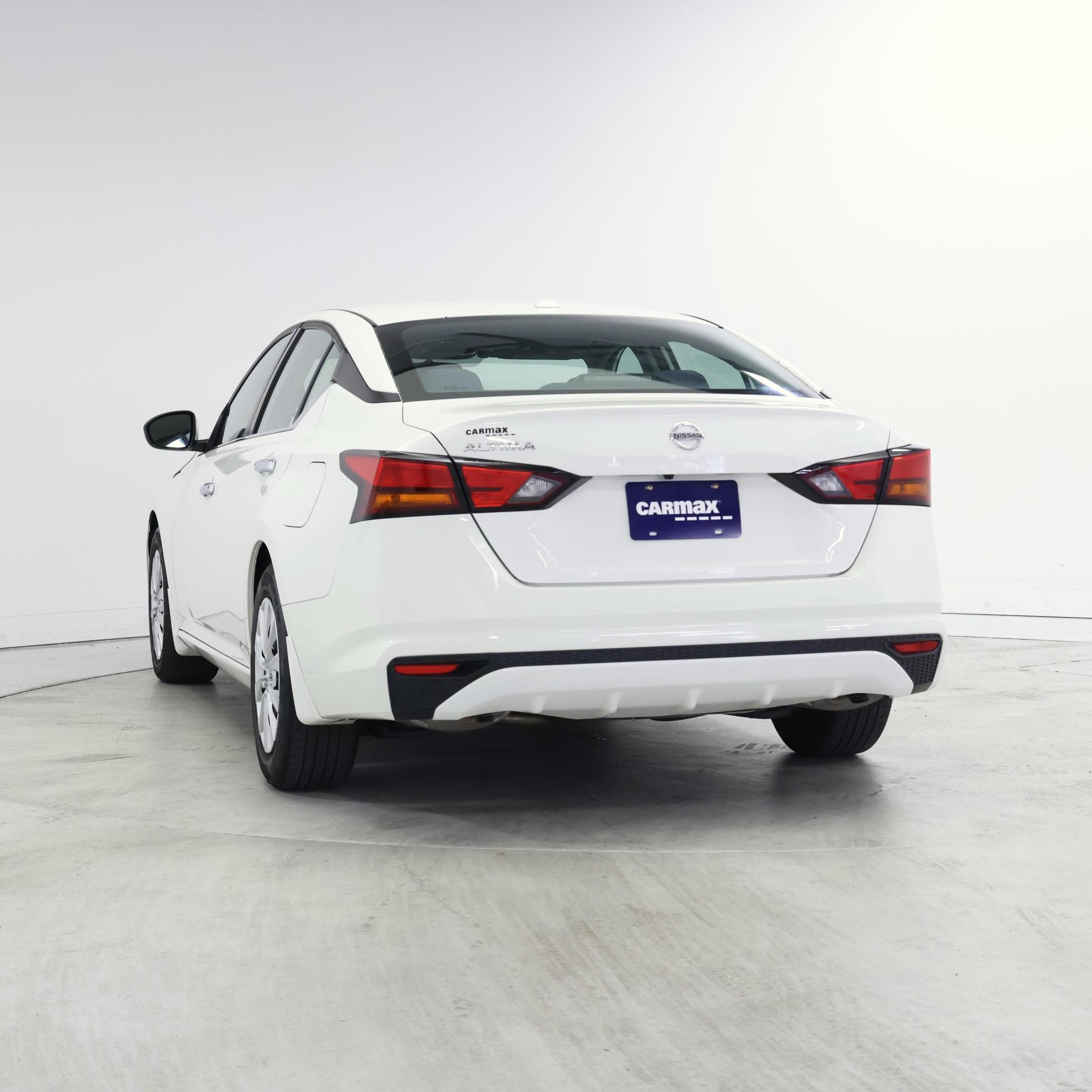 Thumbnail: 2020 Nissan Altima - 2