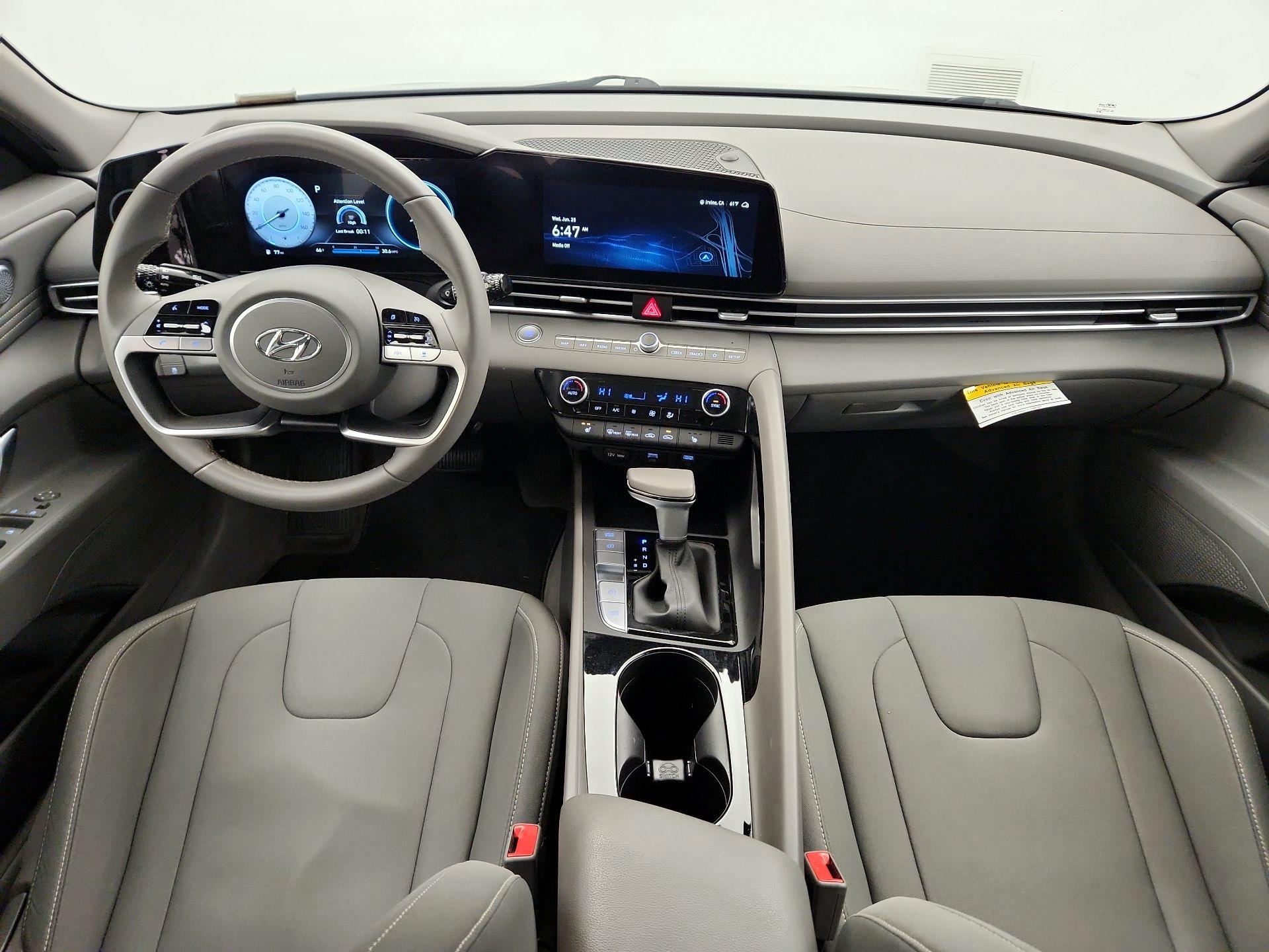 Thumbnail: 2023 Hyundai Elantra - 9