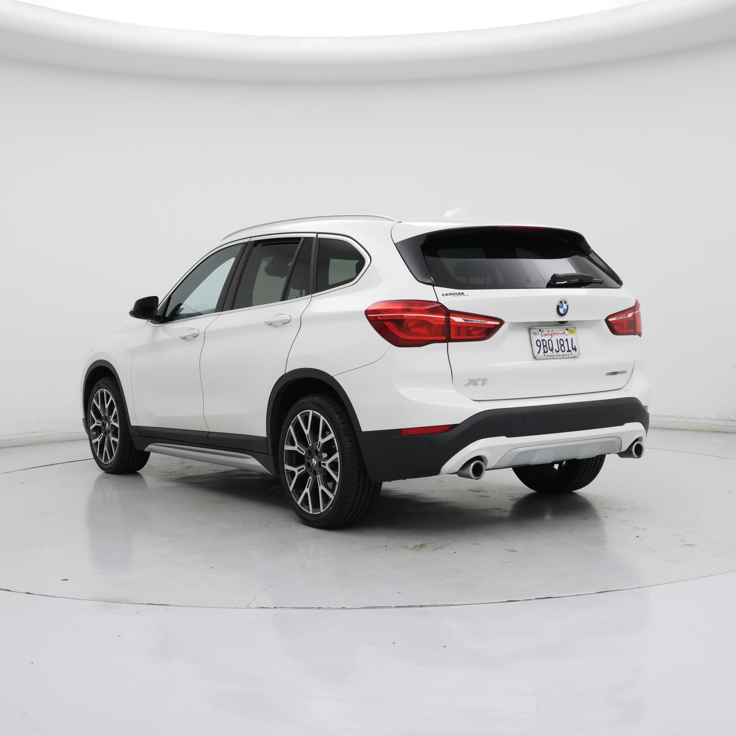 Thumbnail: 2022 BMW X1 - 2