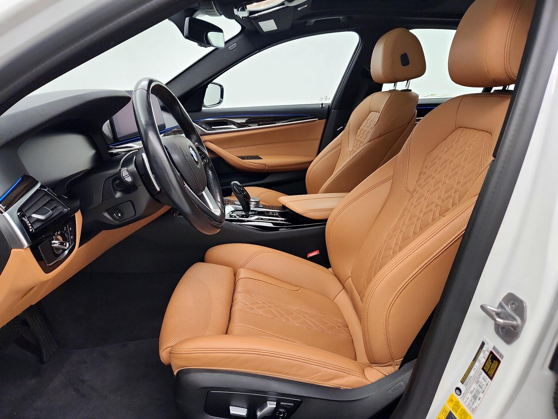 Thumbnail: 2021 BMW 5 Series - 11