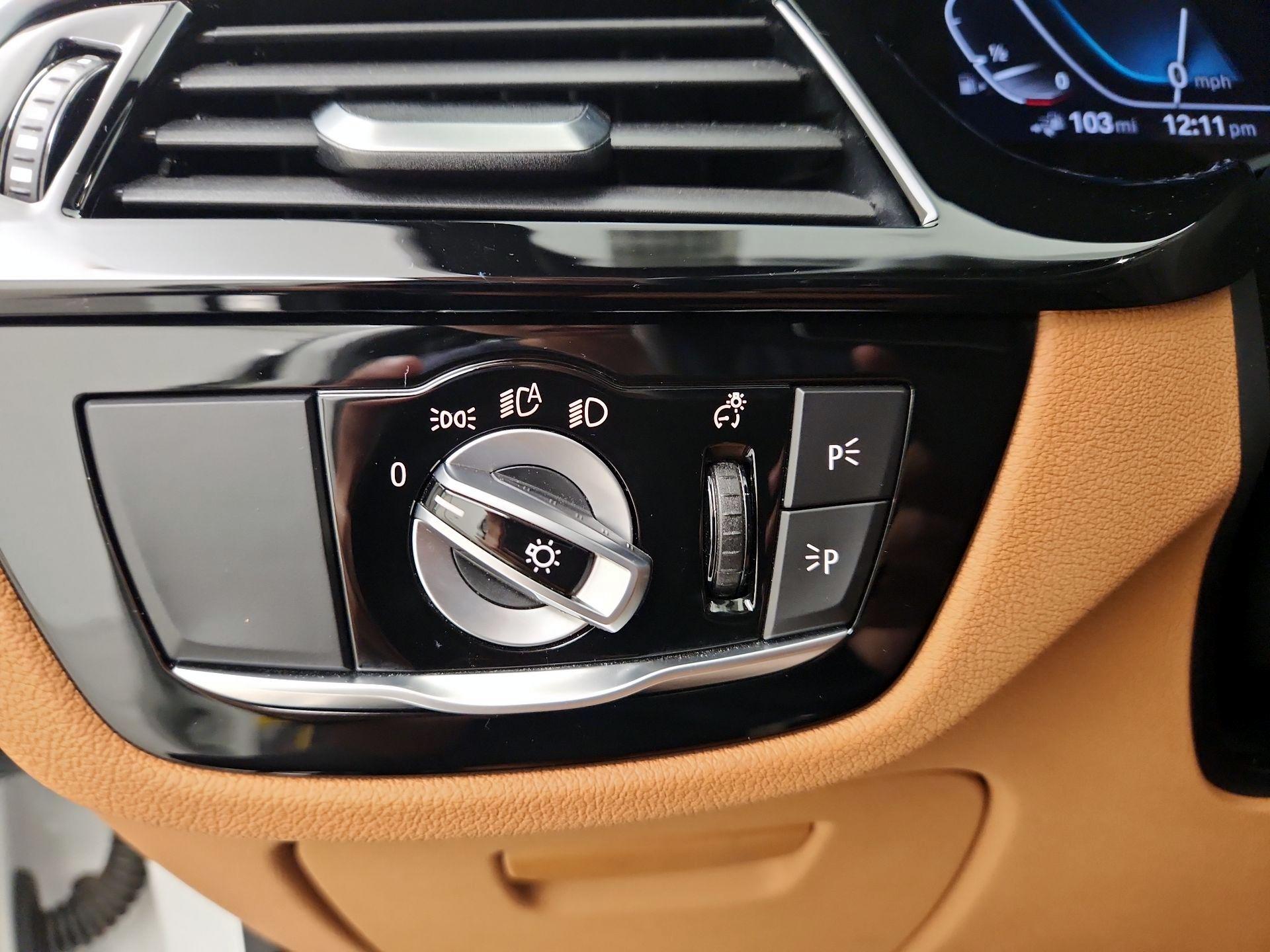 Thumbnail: 2021 BMW 5 Series - 13