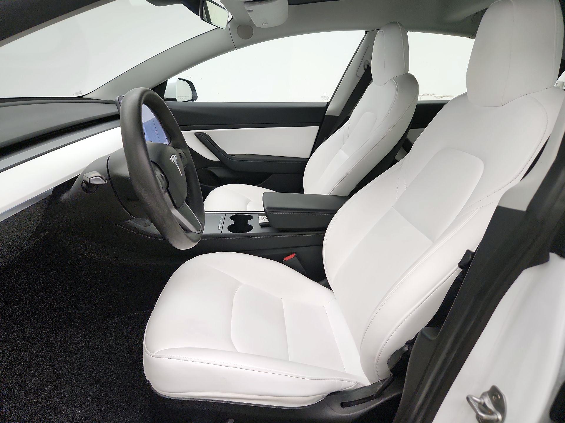 Thumbnail: 2021 Tesla Model 3 - 11