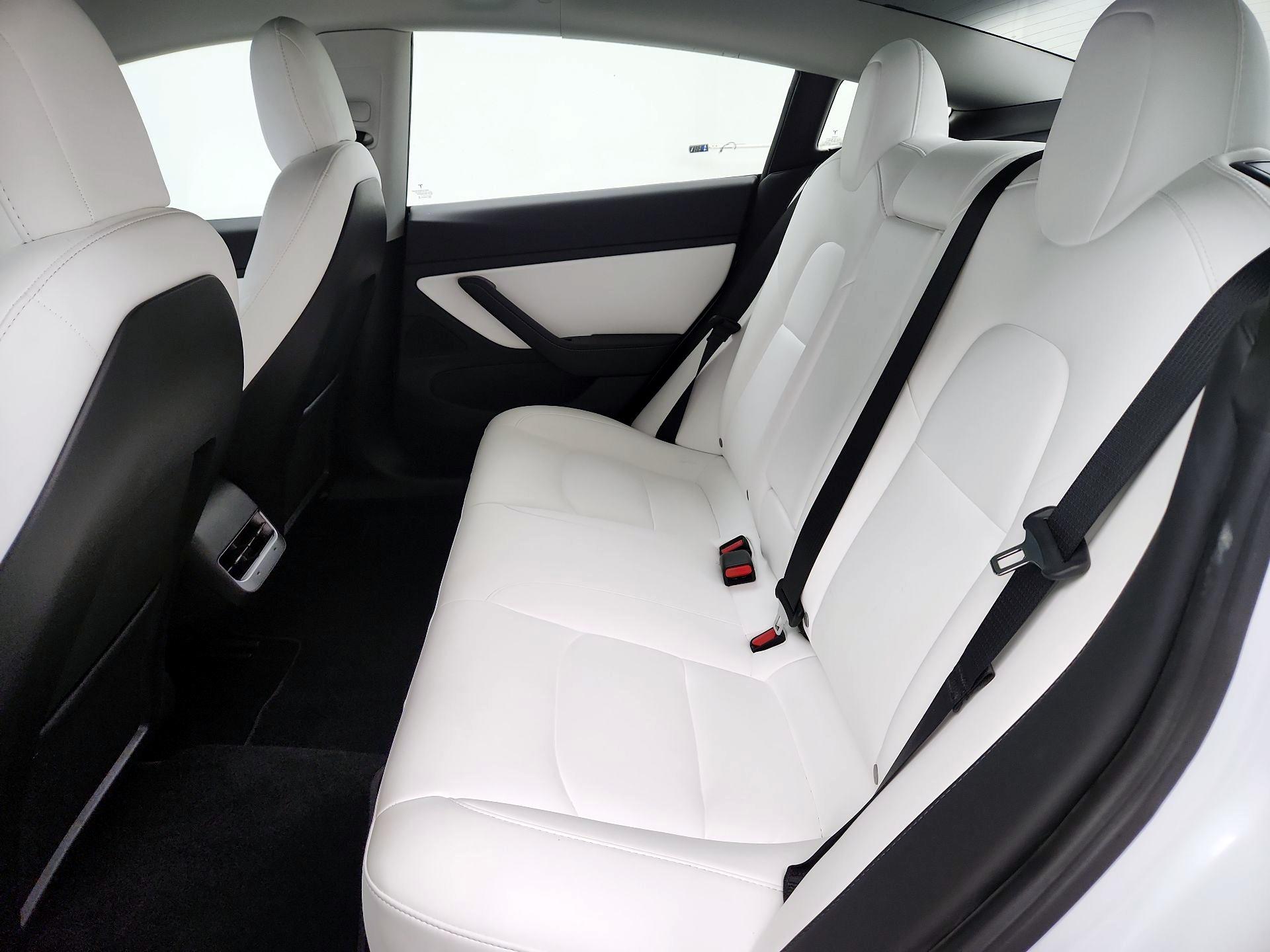 Thumbnail: 2021 Tesla Model 3 - 18