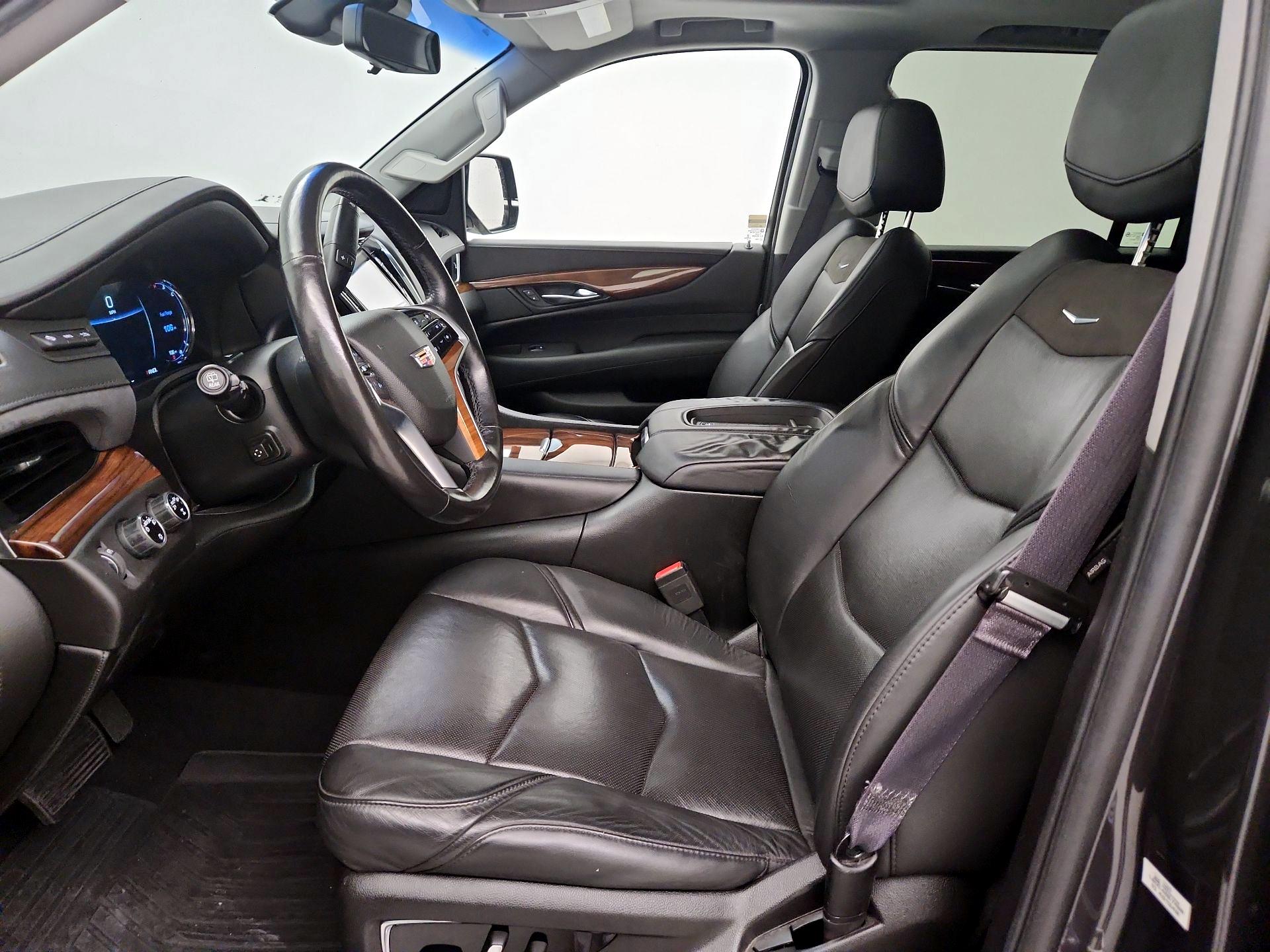 Thumbnail: 2017 Cadillac Escalade - 11