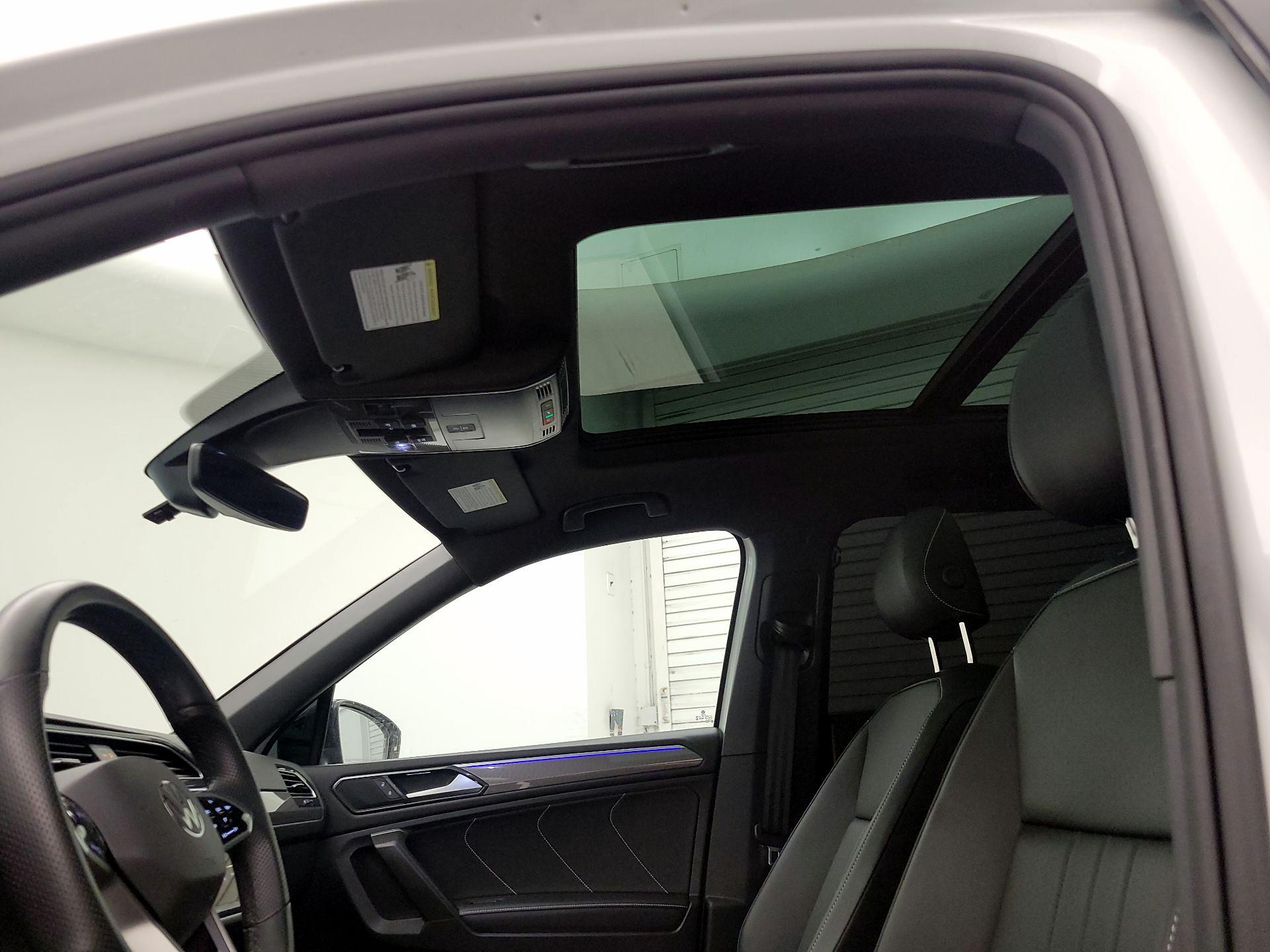 Thumbnail: 2023 Volkswagen Tiguan - 19