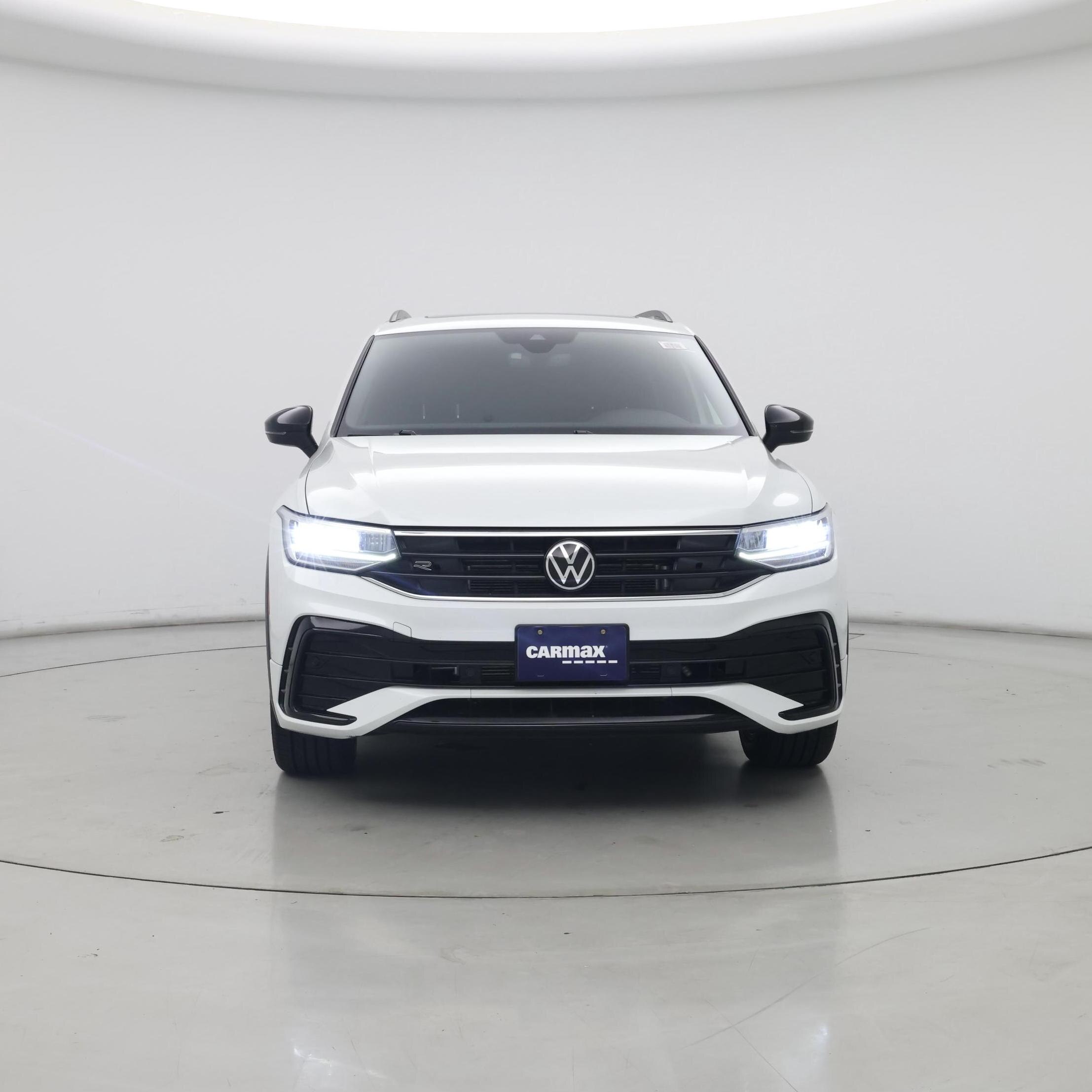 Thumbnail: 2023 Volkswagen Tiguan - 5