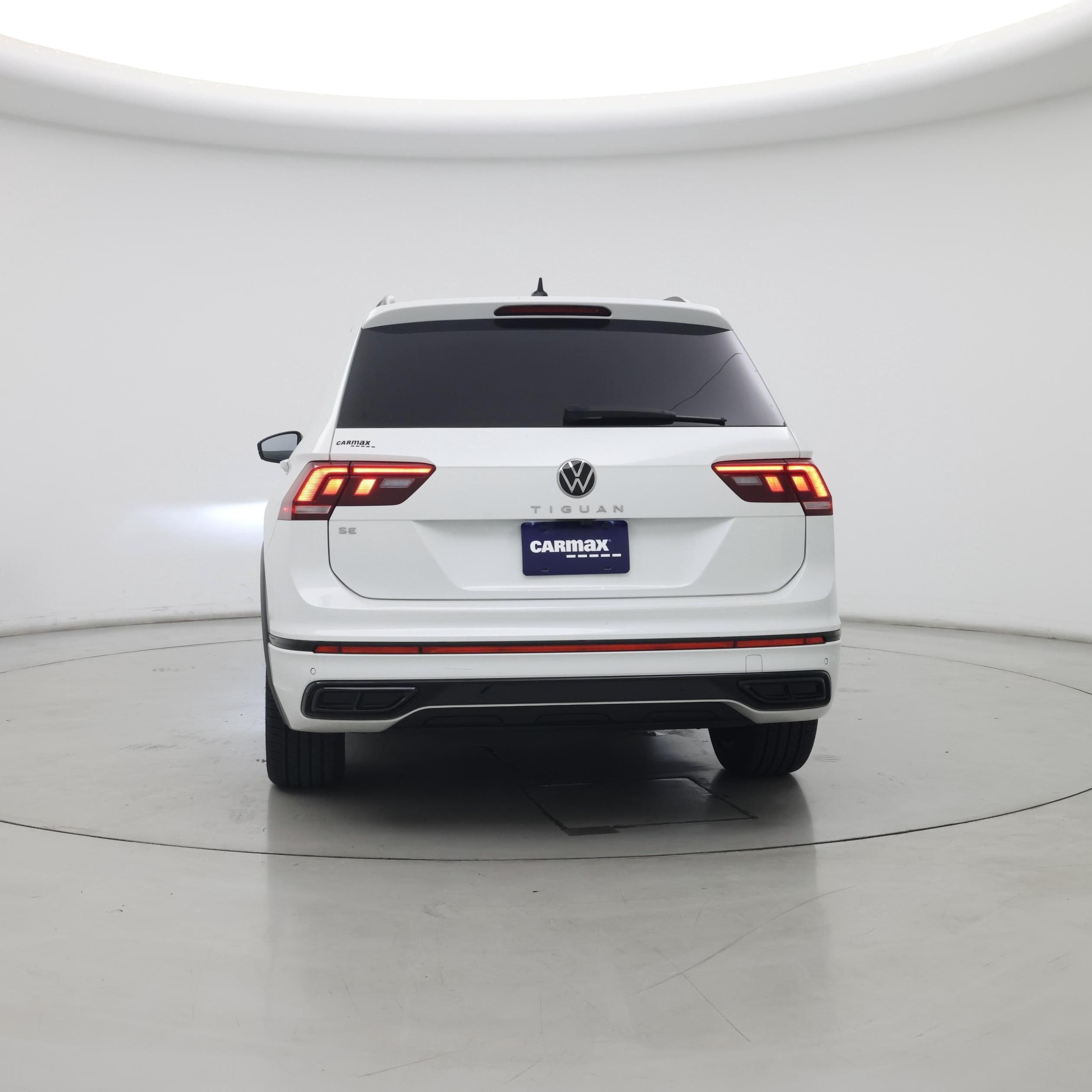 Thumbnail: 2023 Volkswagen Tiguan - 6
