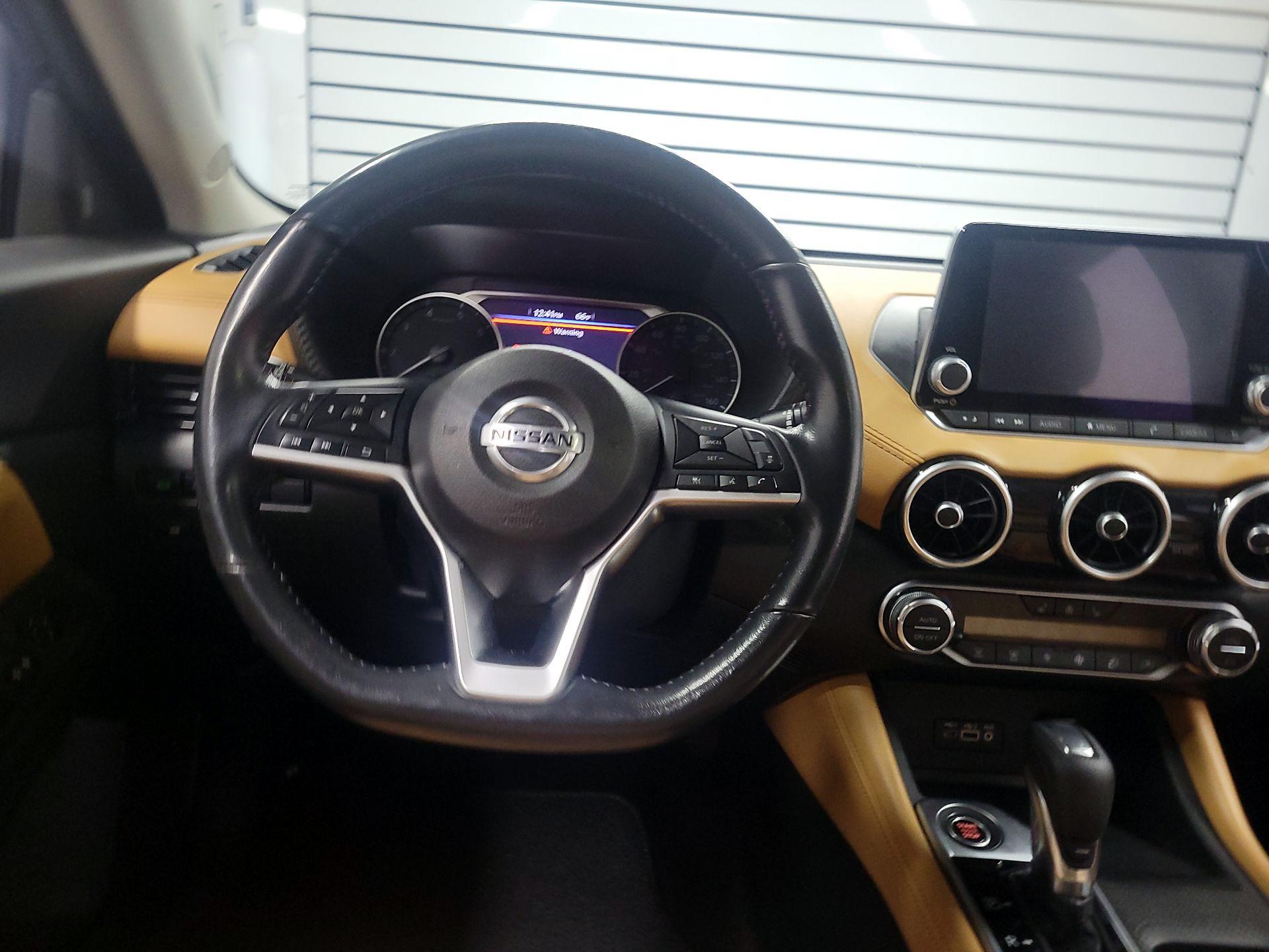 Thumbnail: 2022 Nissan Sentra - 10