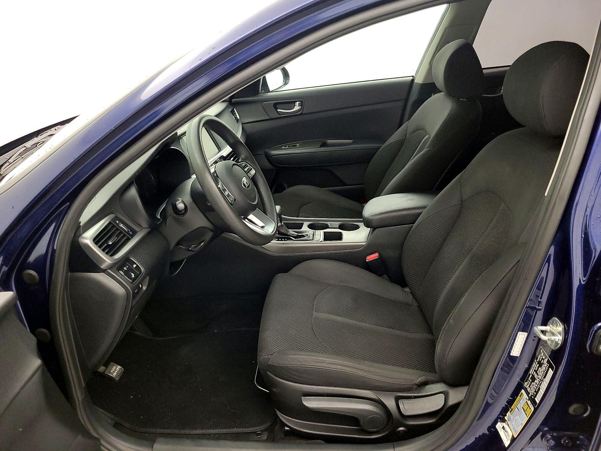 Thumbnail: 2019 Kia Optima - 11