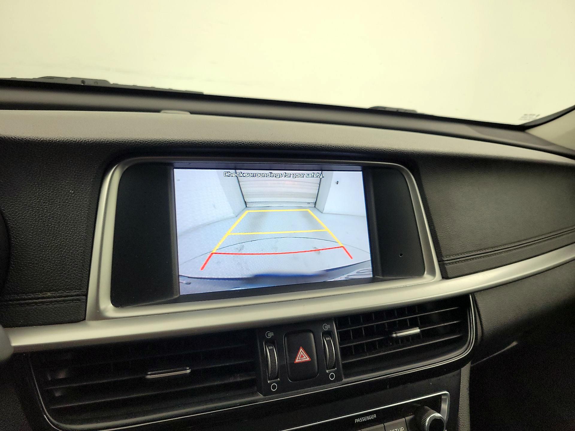 Thumbnail: 2019 Kia Optima - 14