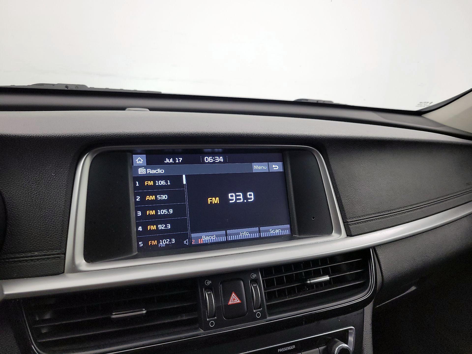 Thumbnail: 2019 Kia Optima - 15
