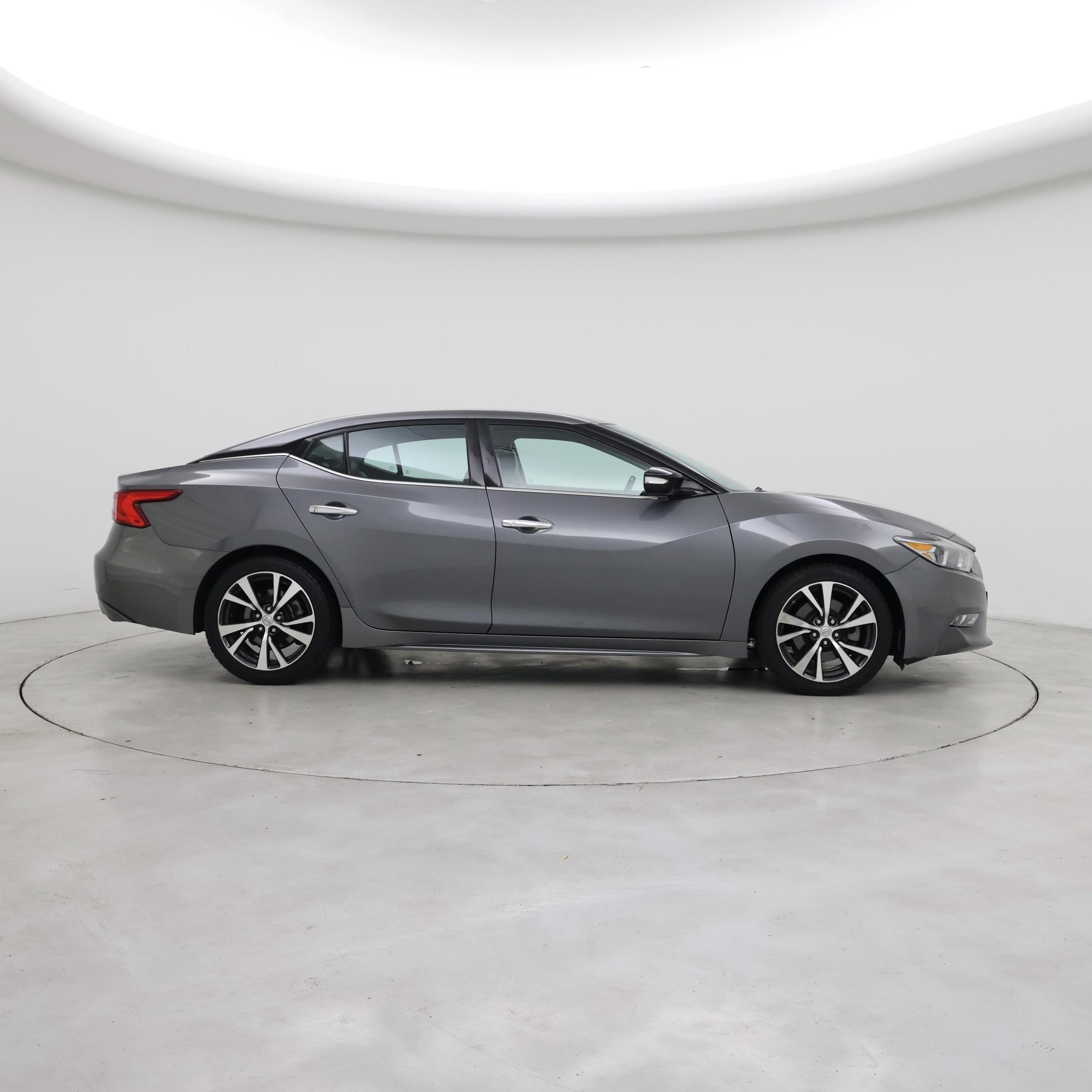 Thumbnail: 2017 Nissan Maxima - 7