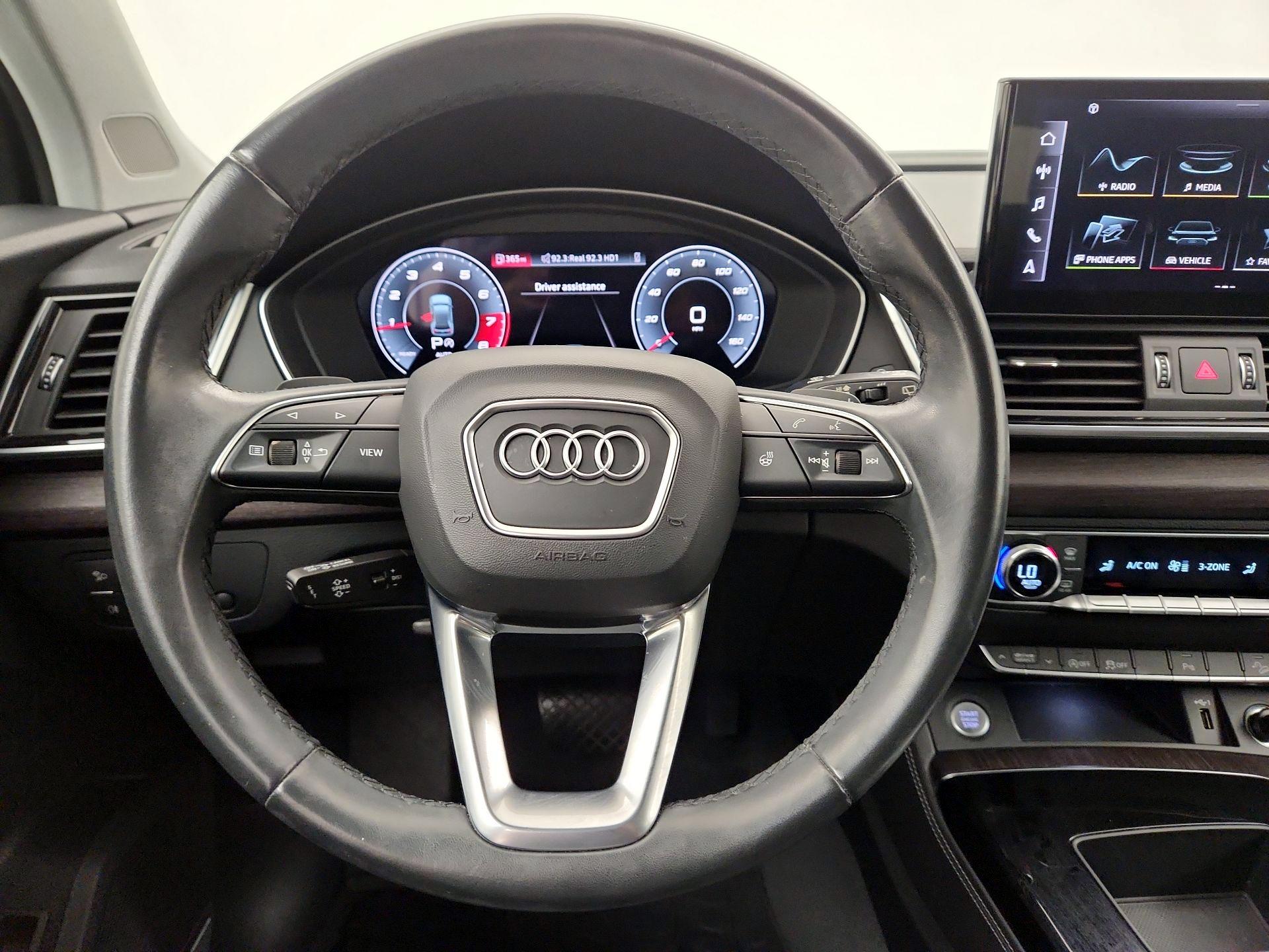 Thumbnail: 2021 Audi Q5 - 10