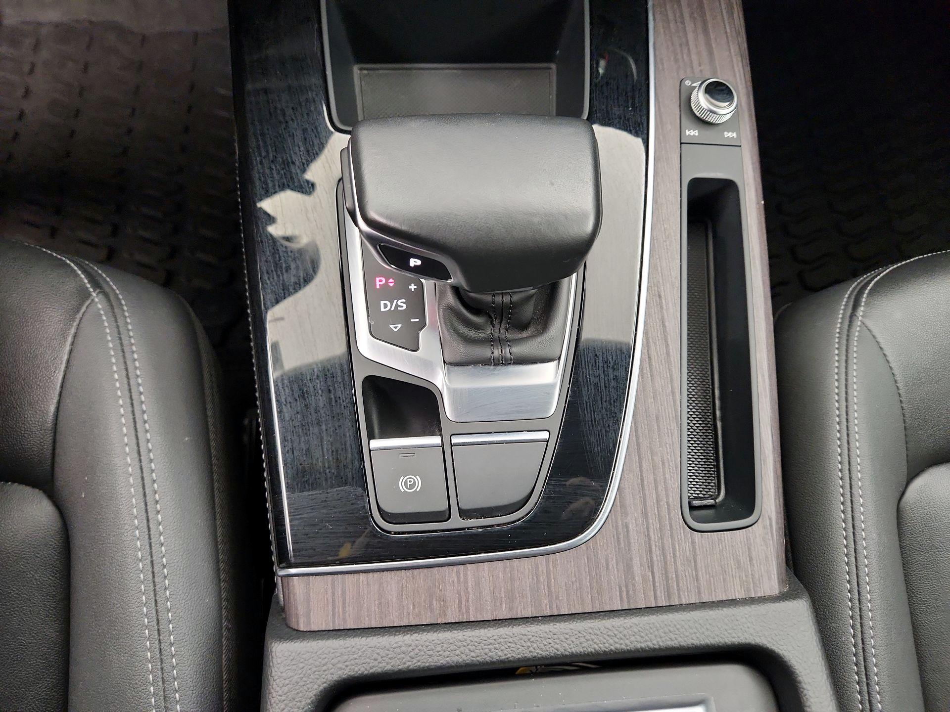 Thumbnail: 2021 Audi Q5 - 17