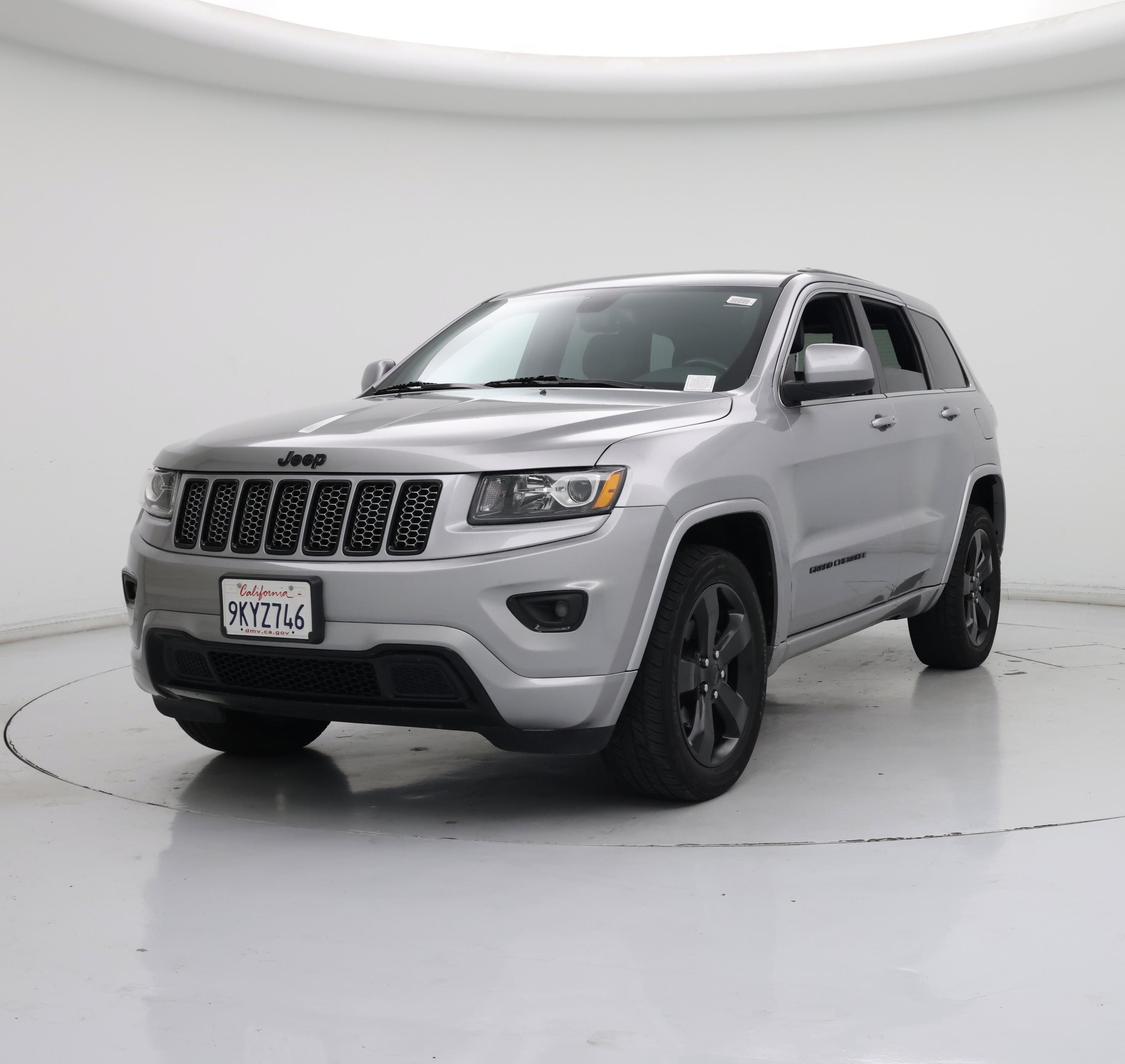 Thumbnail: 2015 Jeep Grand Cherokee - 4