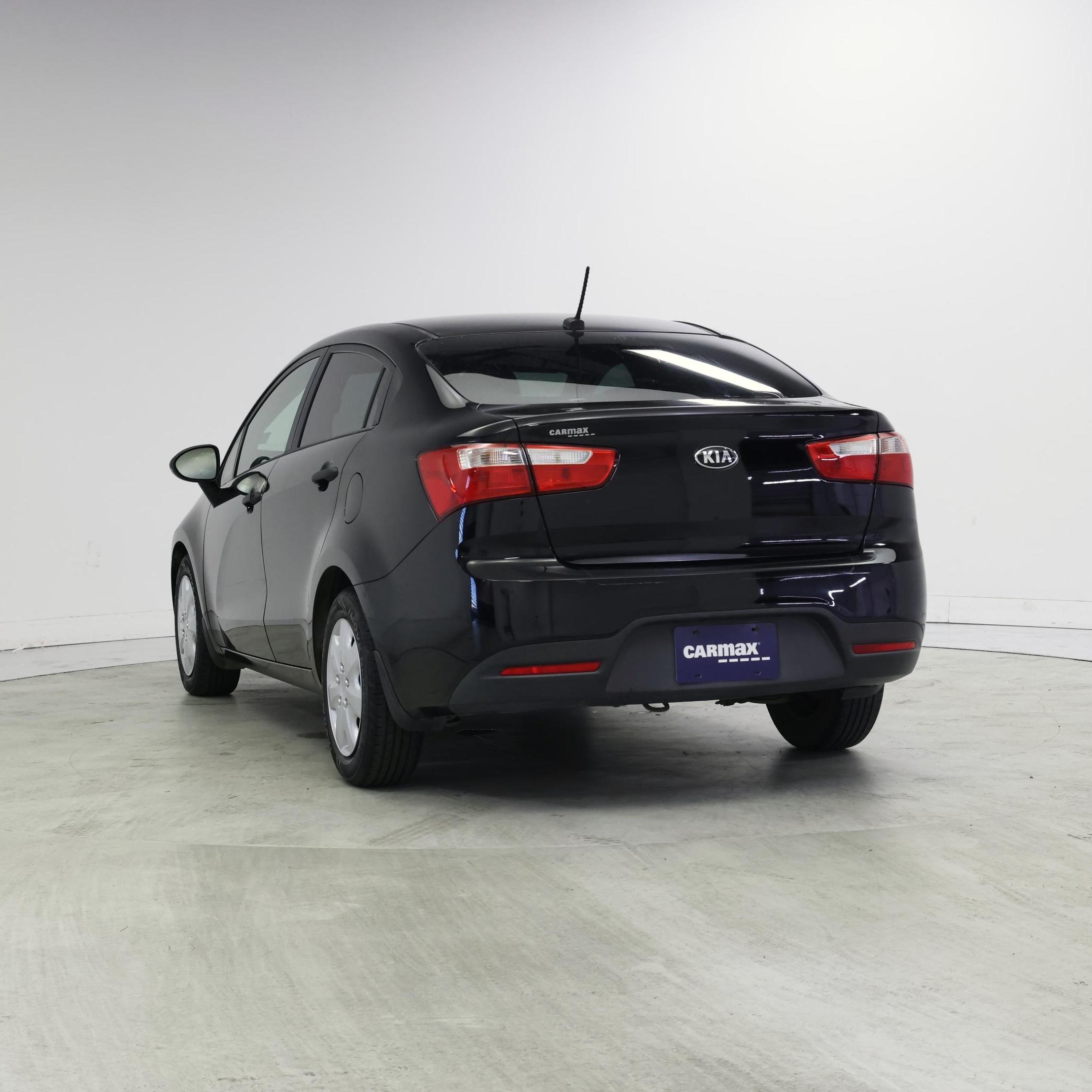 Thumbnail: 2015 Kia Rio - 2