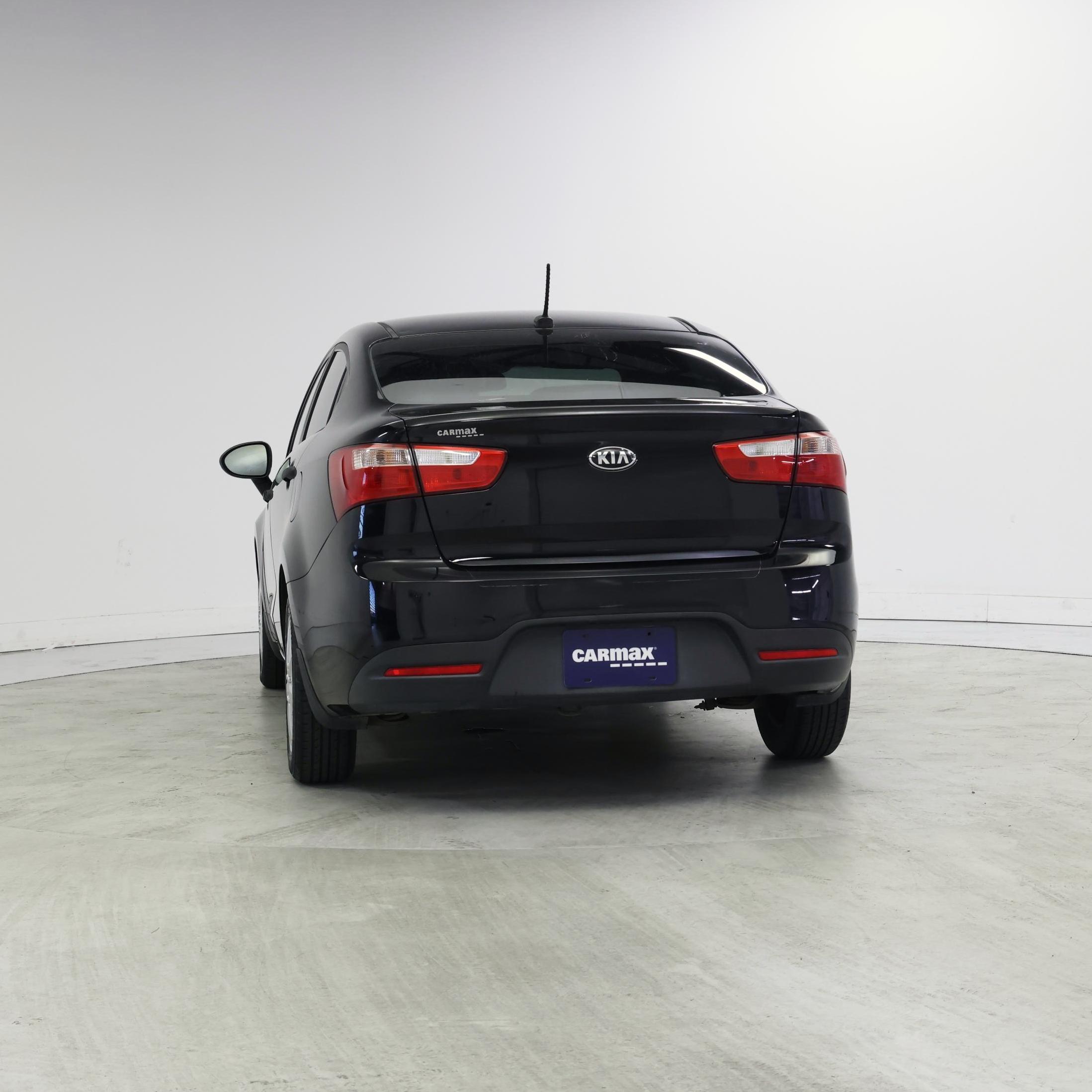 Thumbnail: 2015 Kia Rio - 6