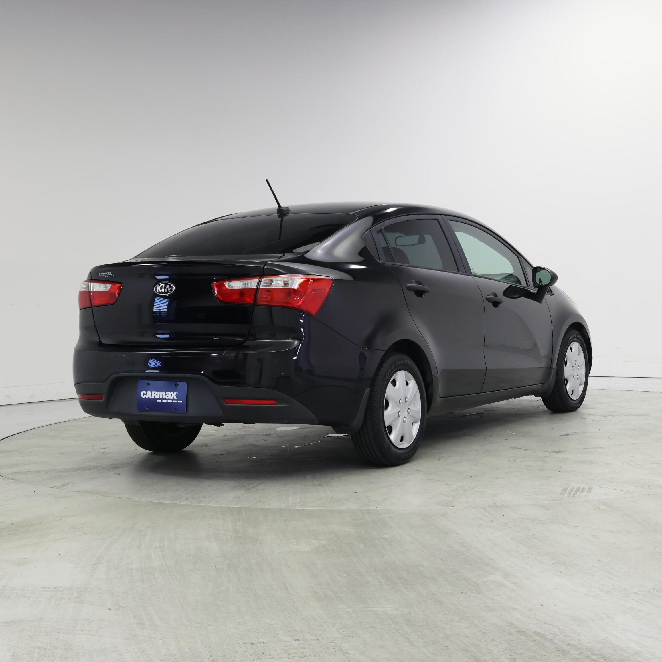 Thumbnail: 2015 Kia Rio - 8