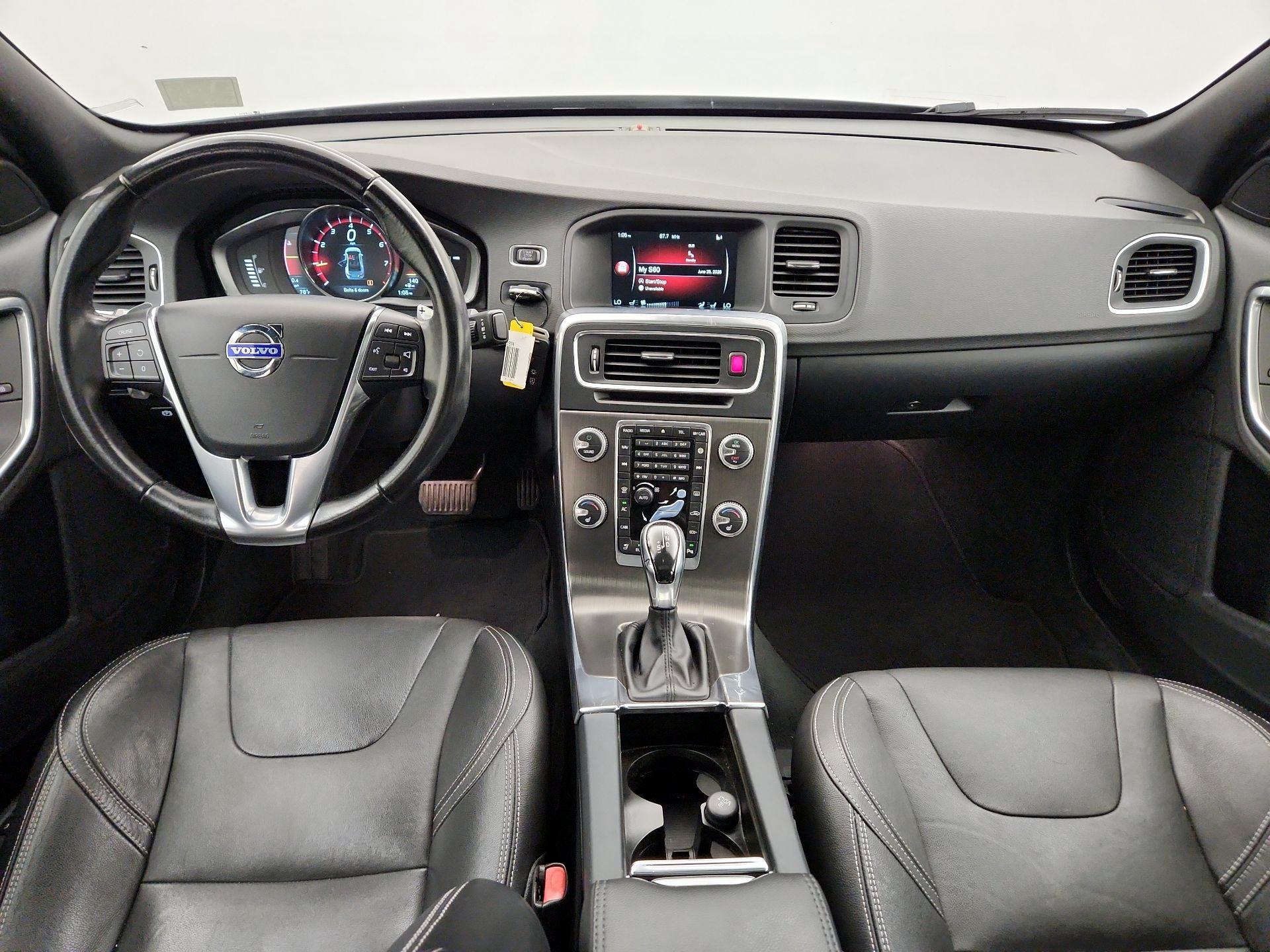 Thumbnail: 2015 Volvo S60 - 9