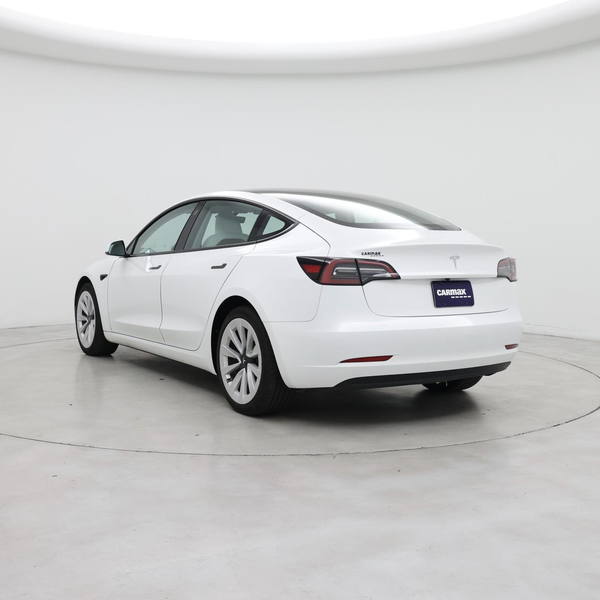 Thumbnail: 2023 Tesla Model 3 - 2