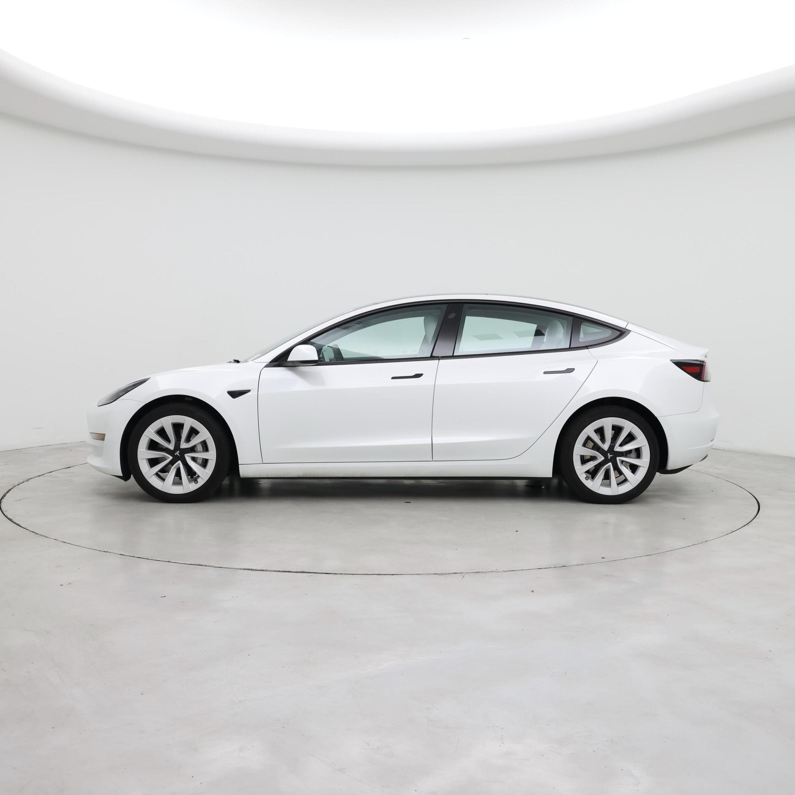 Thumbnail: 2023 Tesla Model 3 - 3