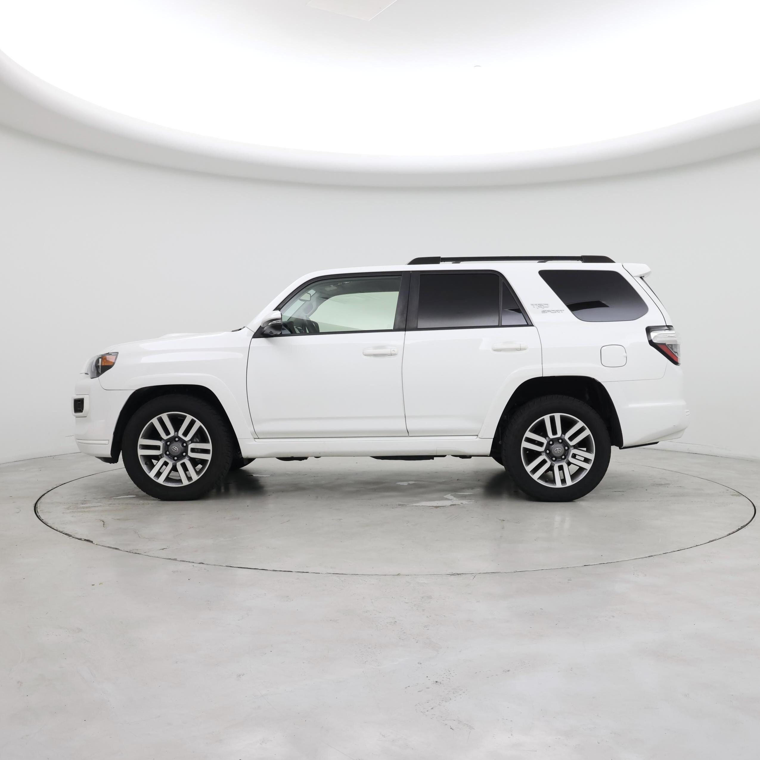 Thumbnail: 2022 Toyota 4Runner - 3