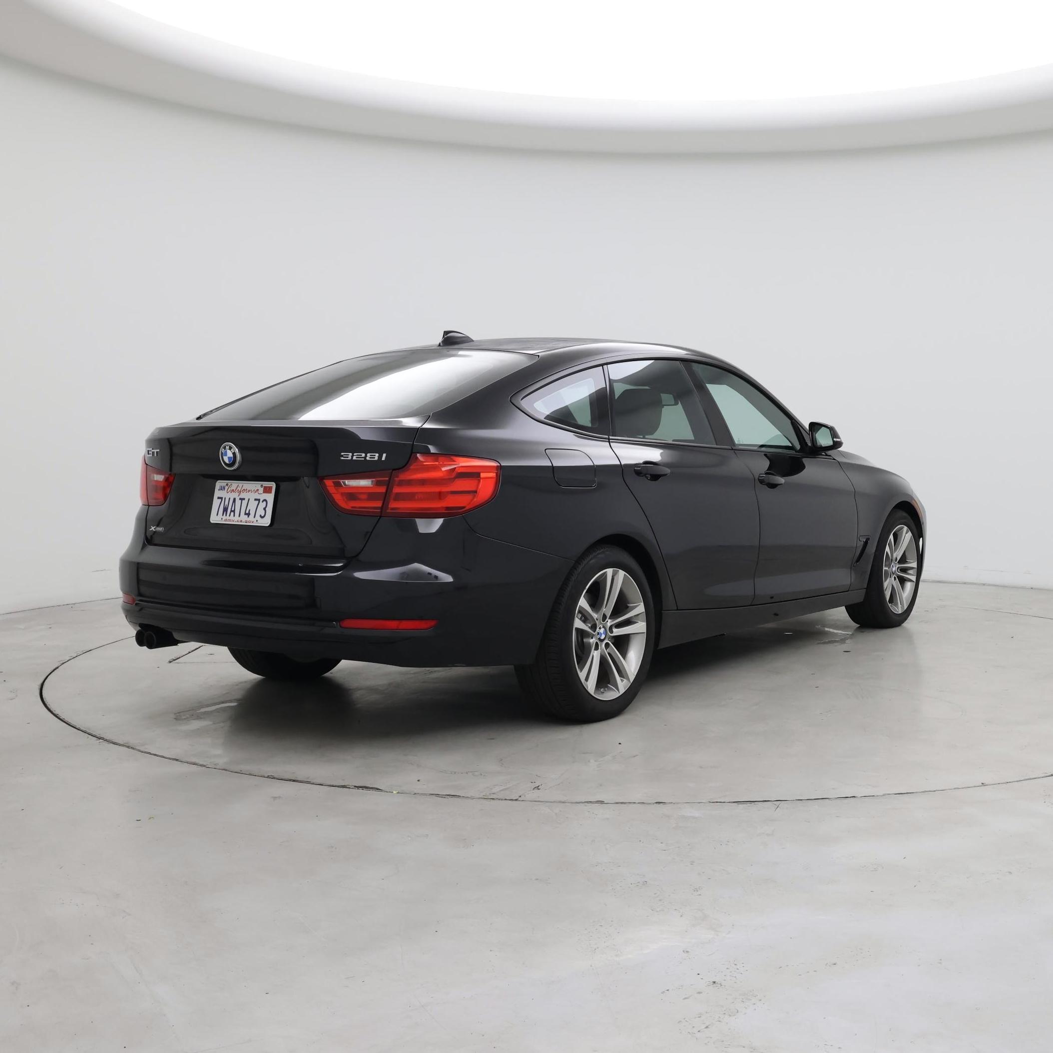 Thumbnail: 2016 BMW 3 Series - 8