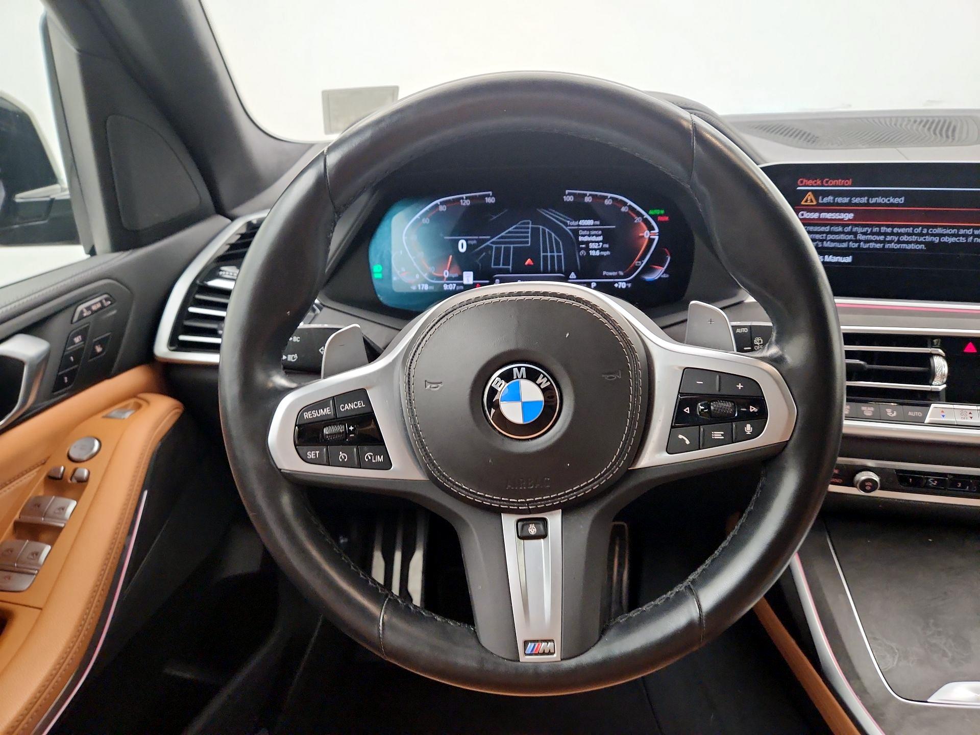 Thumbnail: 2022 BMW X7 - 10