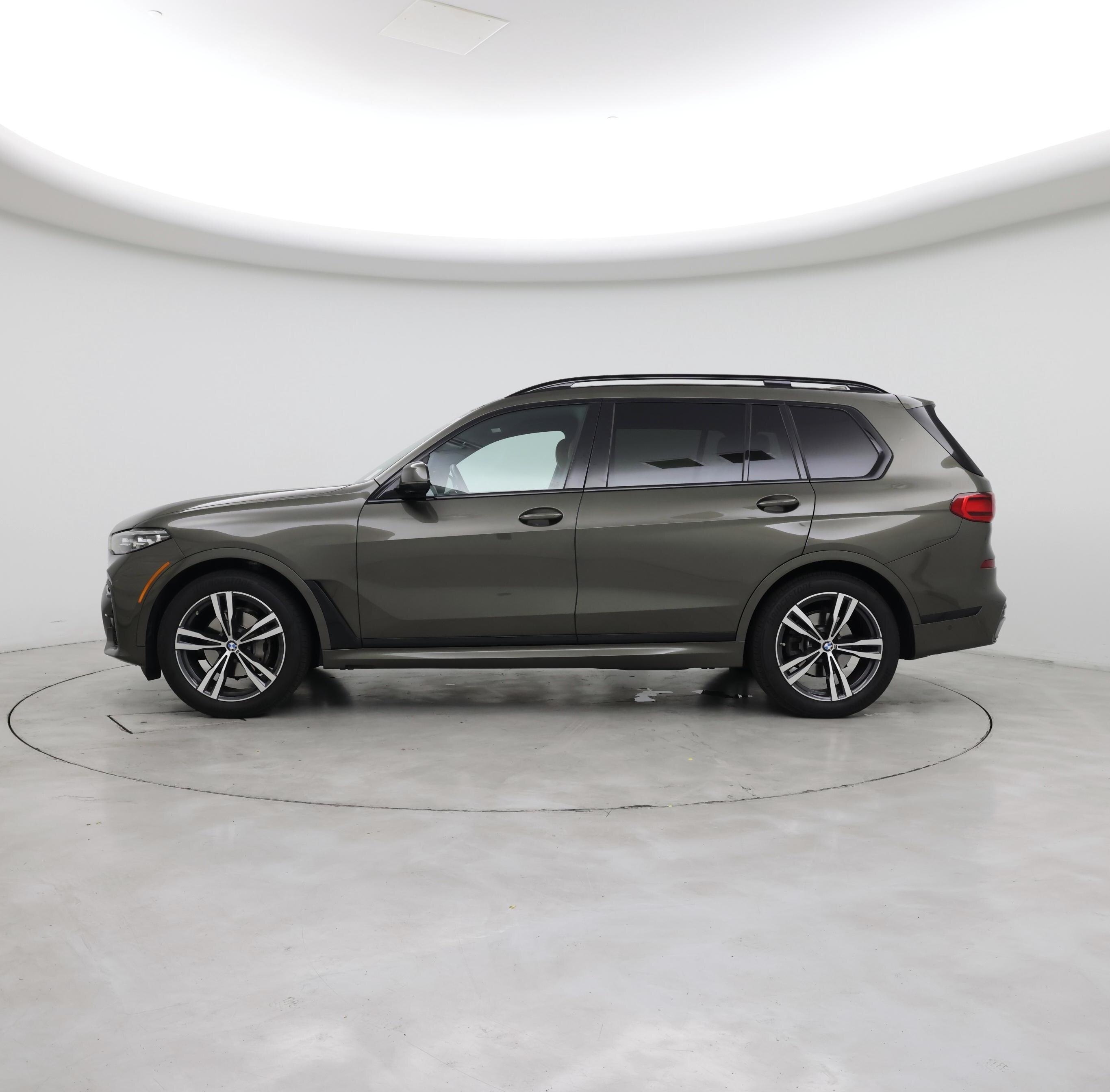 Thumbnail: 2022 BMW X7 - 3
